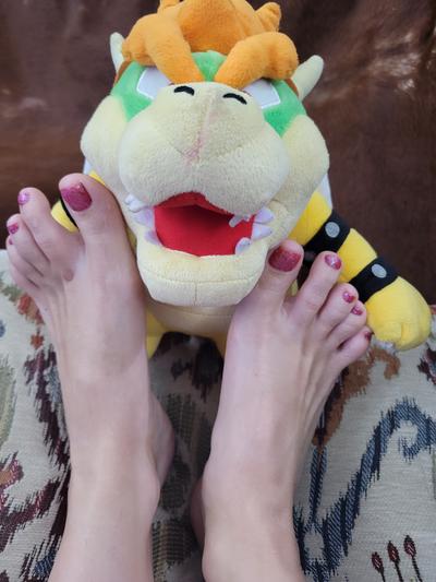 @angelicfeet86