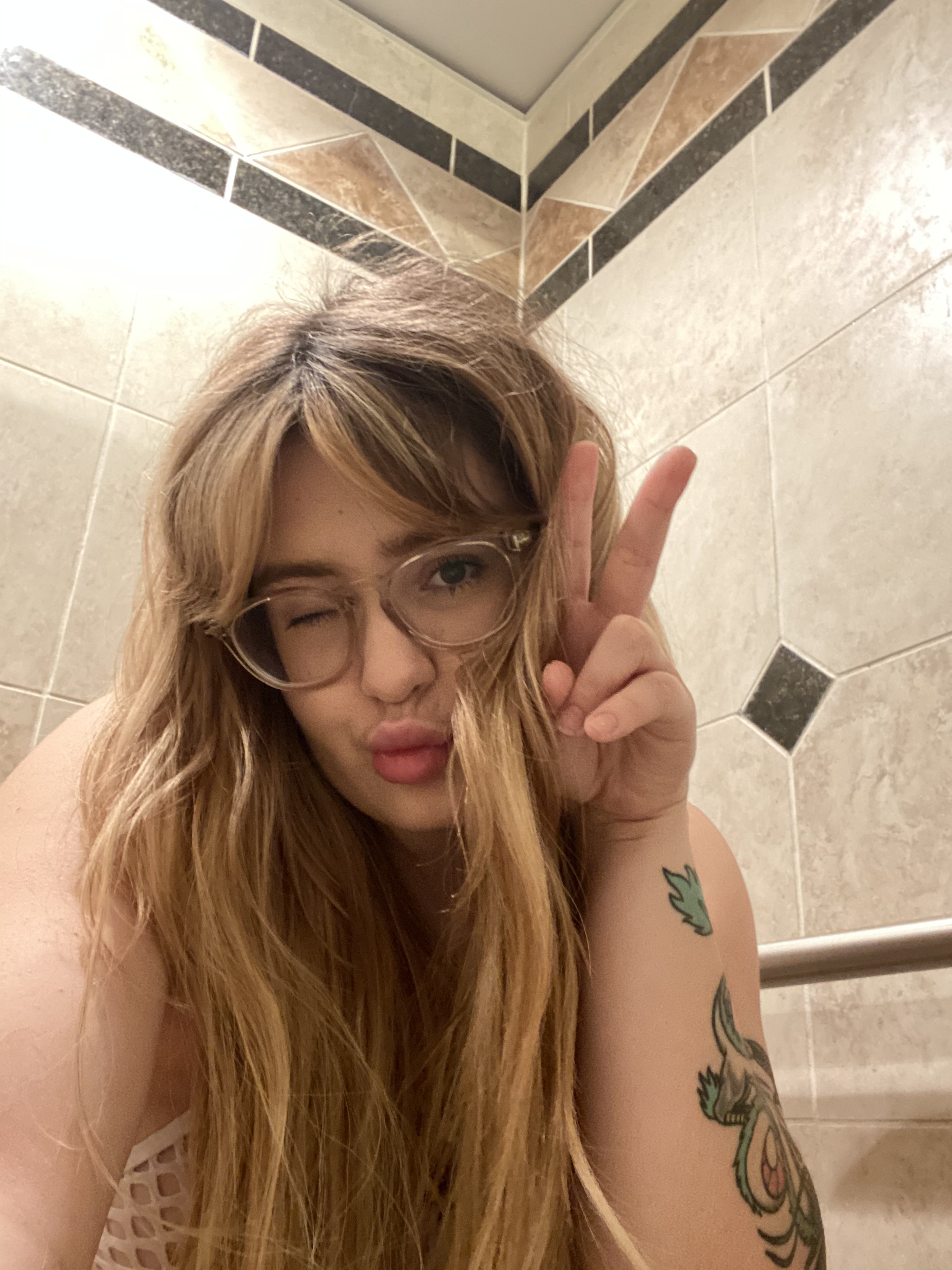 @aquacados OnlyFans