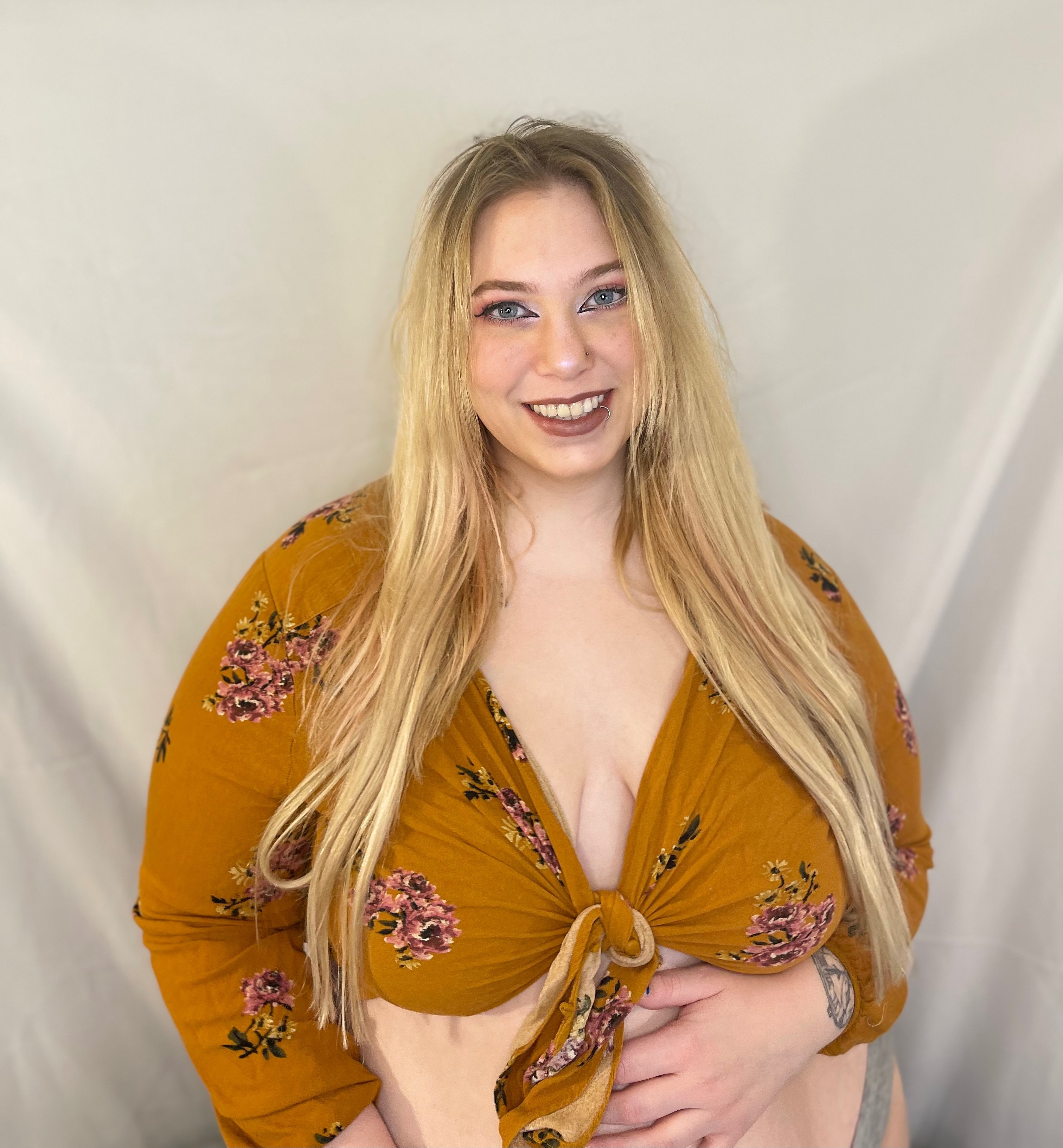 @bbwtarah