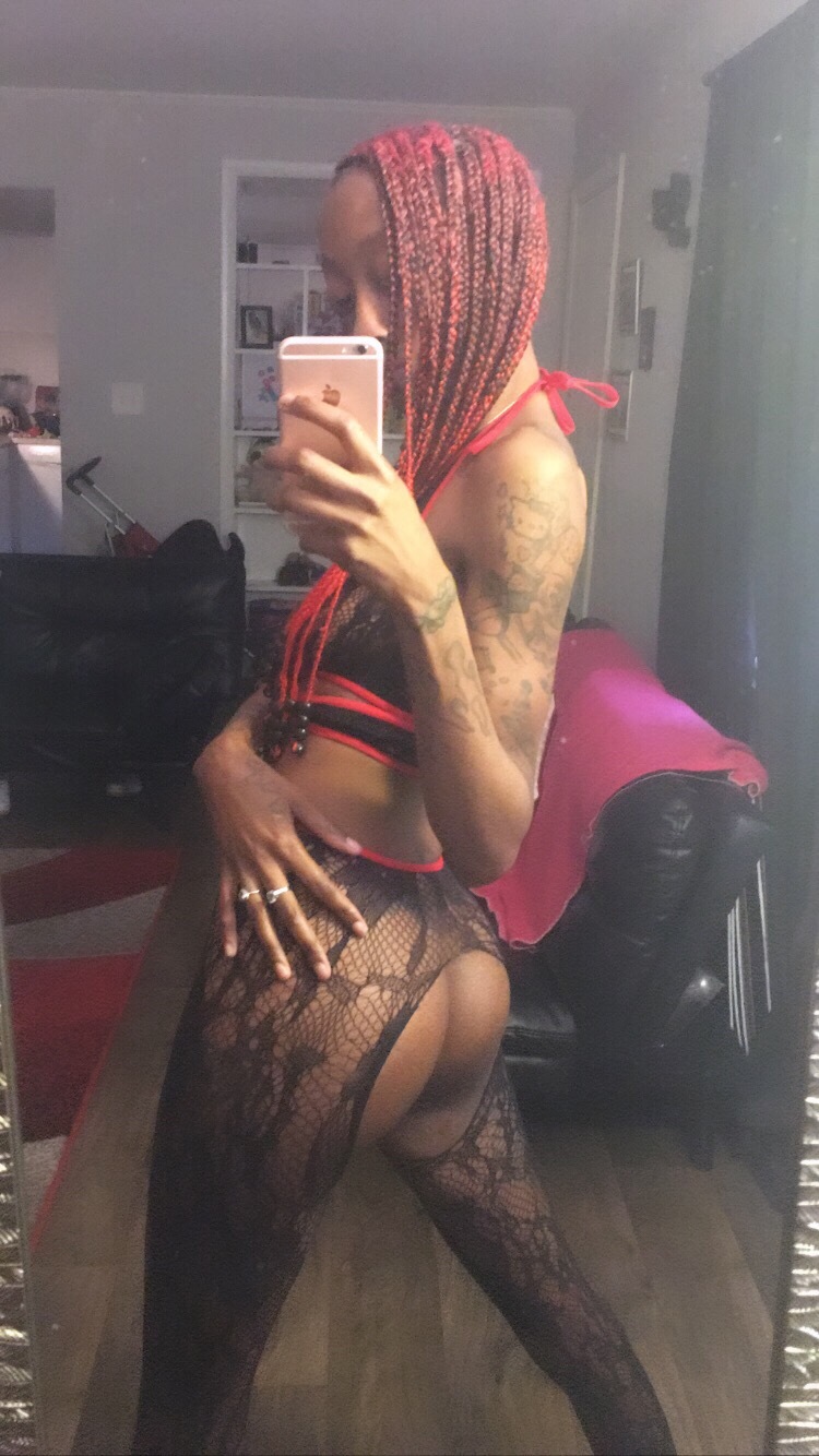 @bhampagnepopping OnlyFans