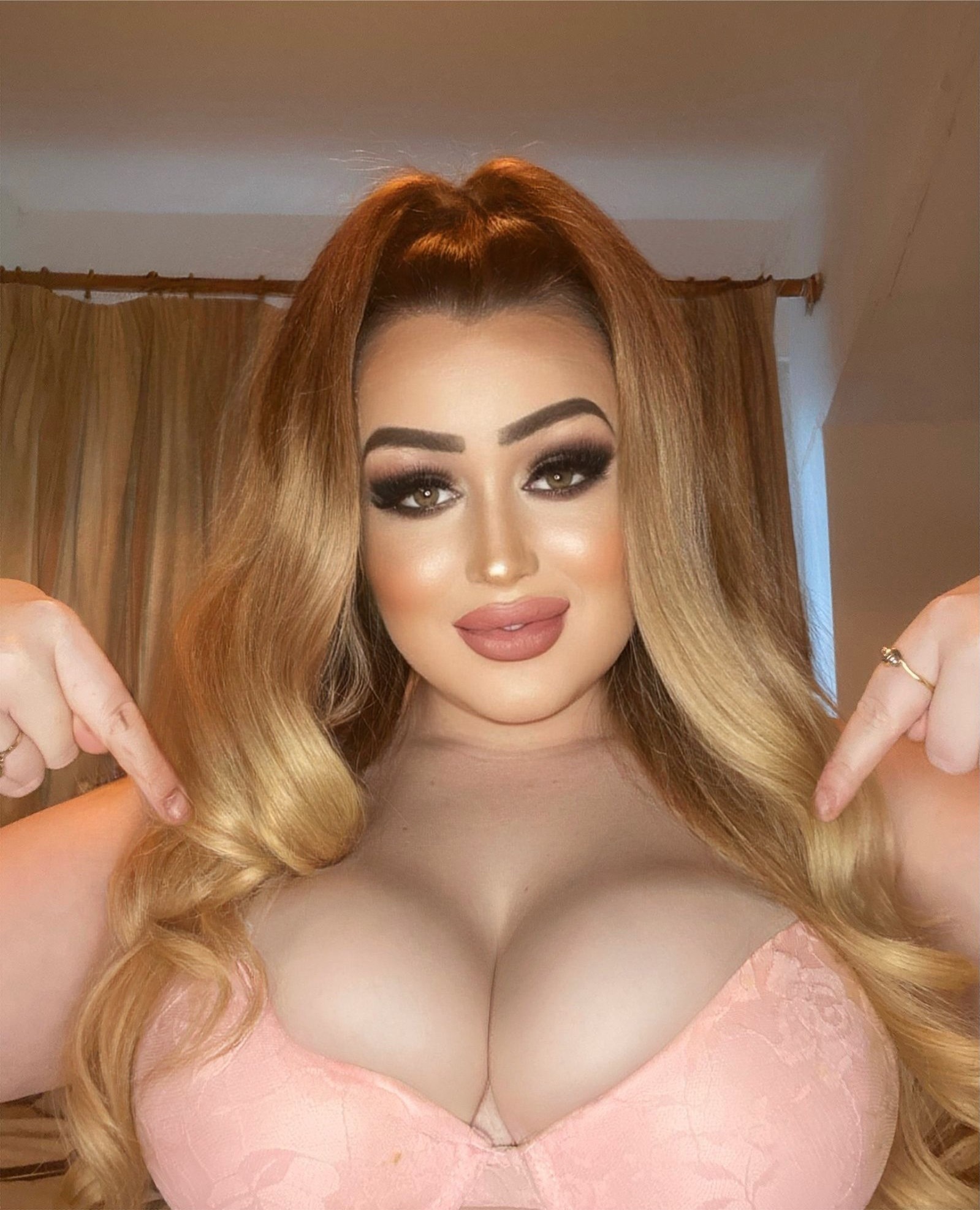 @bigbootymollyxox OnlyFans