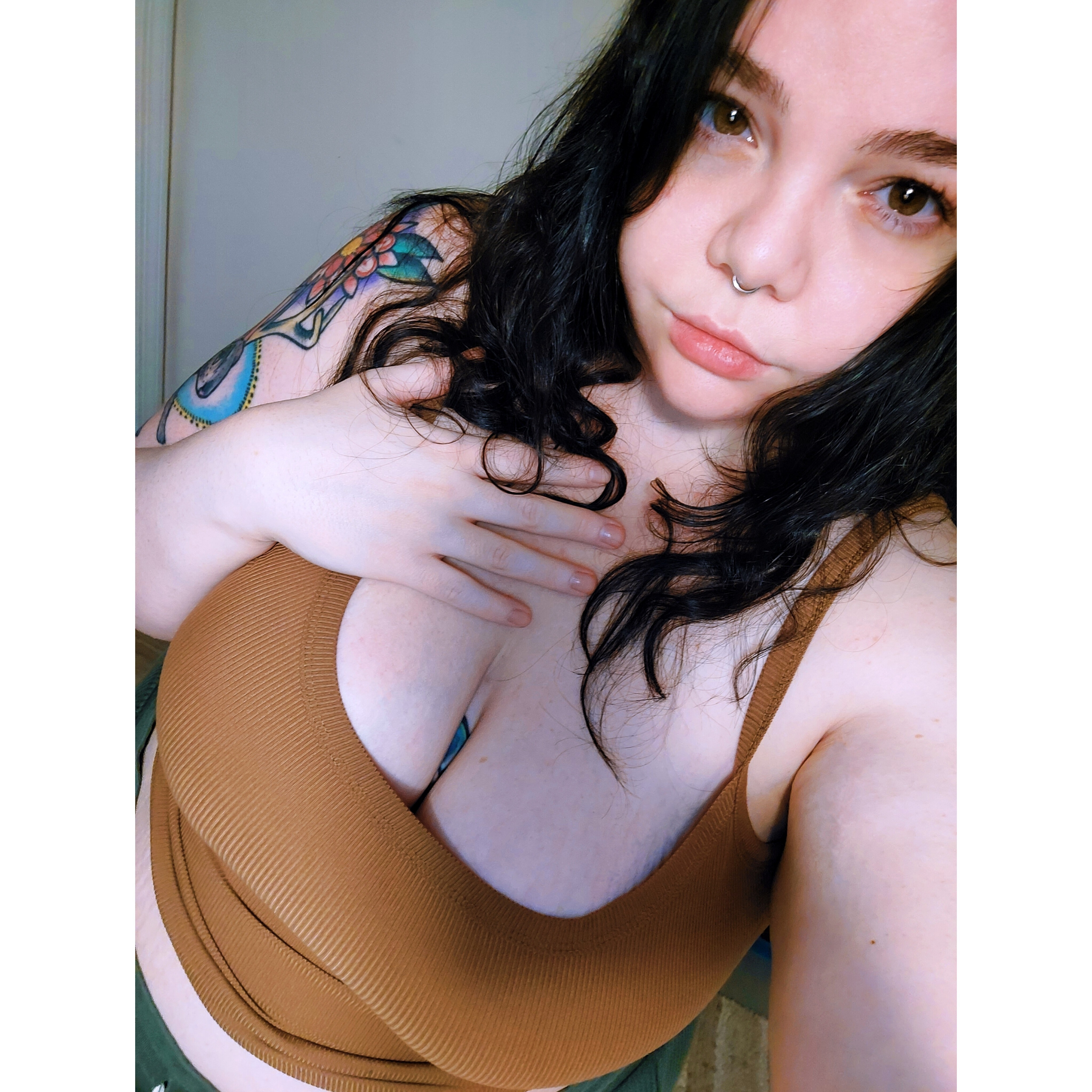 @bigtiddyhealer OnlyFans