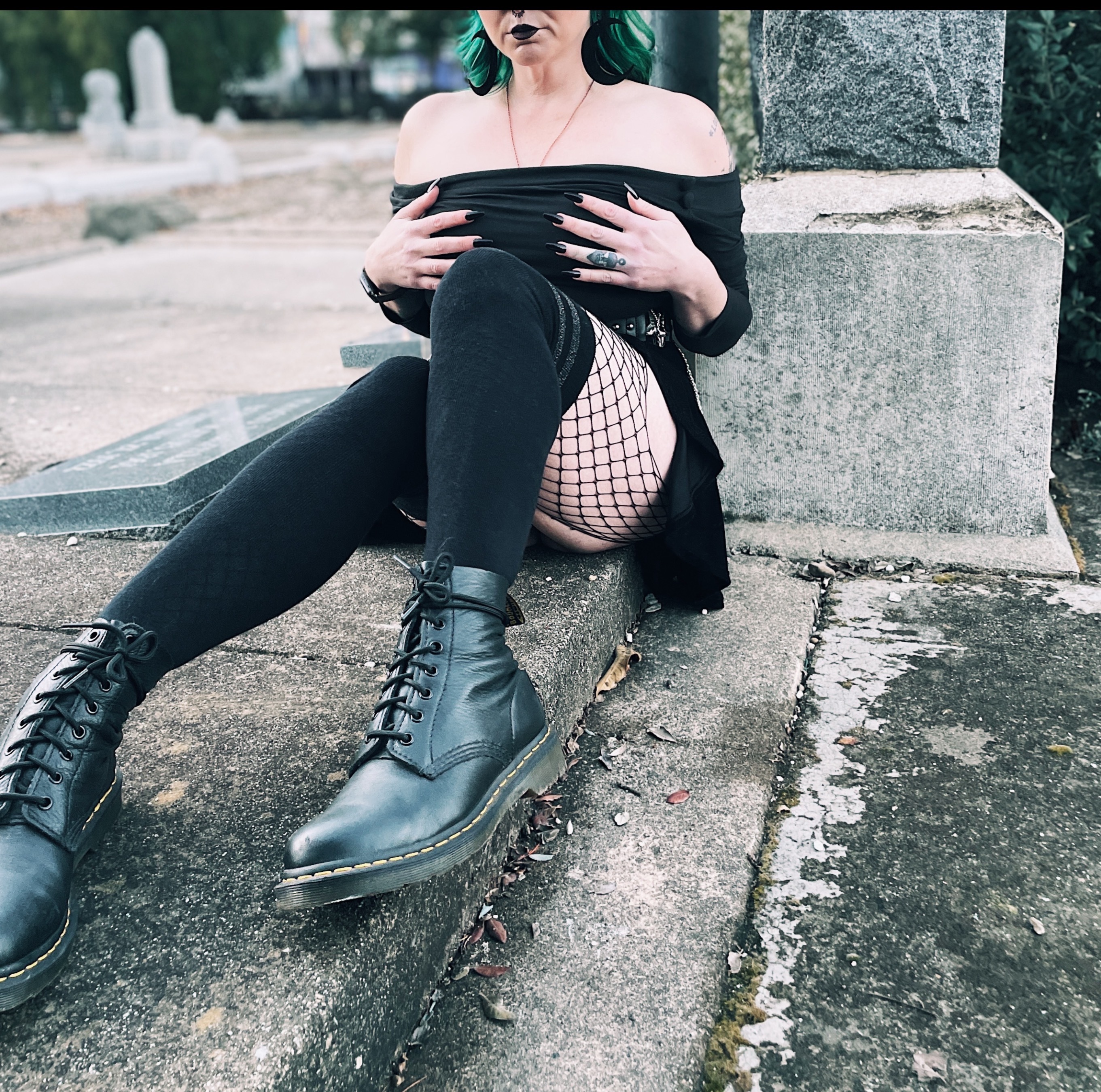 @cemeteryghoul OnlyFans