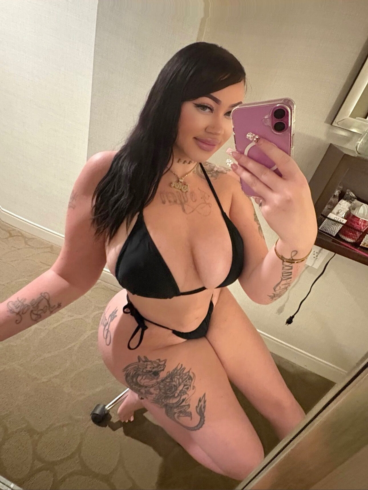 @chloemeetz OnlyFans
