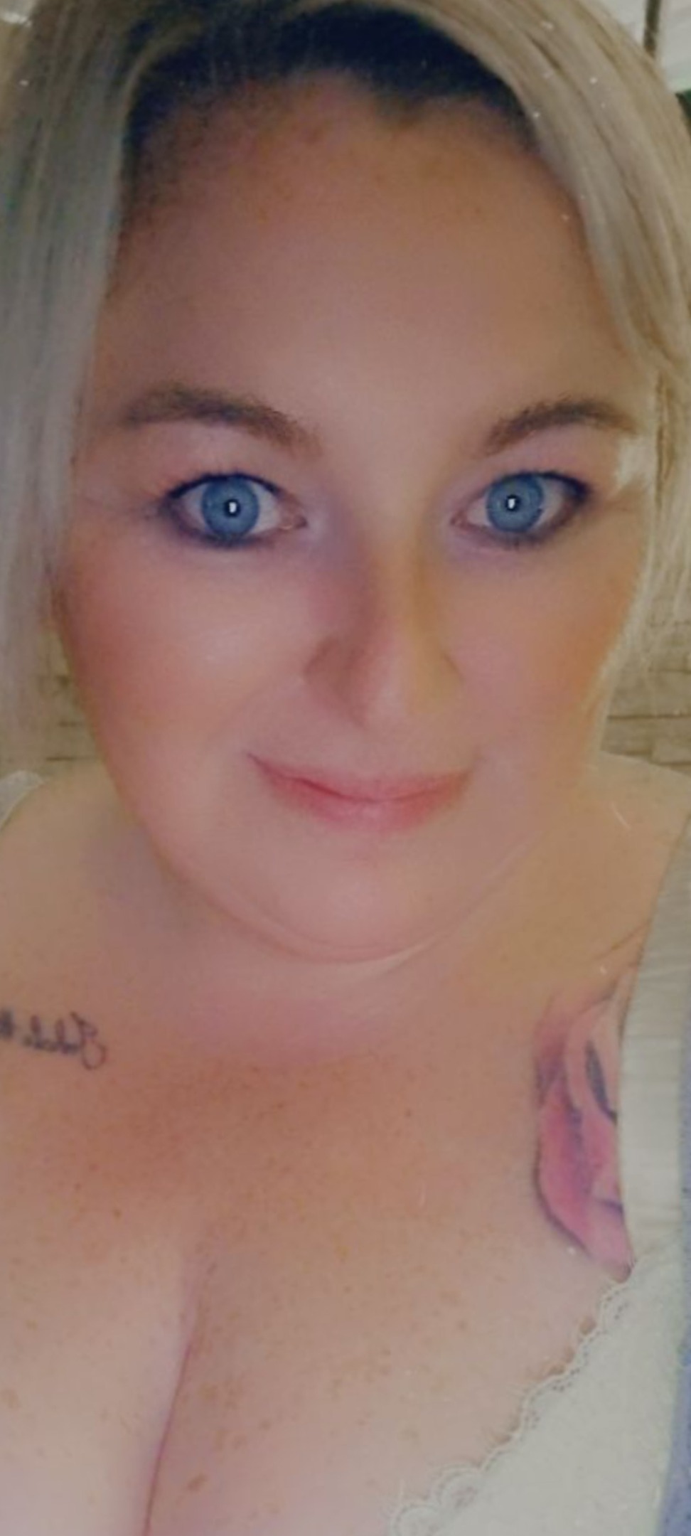 @chubby_wife OnlyFans