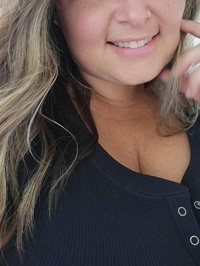 @curvyjessicajiggles