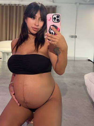 Riley 🍼🤰🏻 Pregnant OF