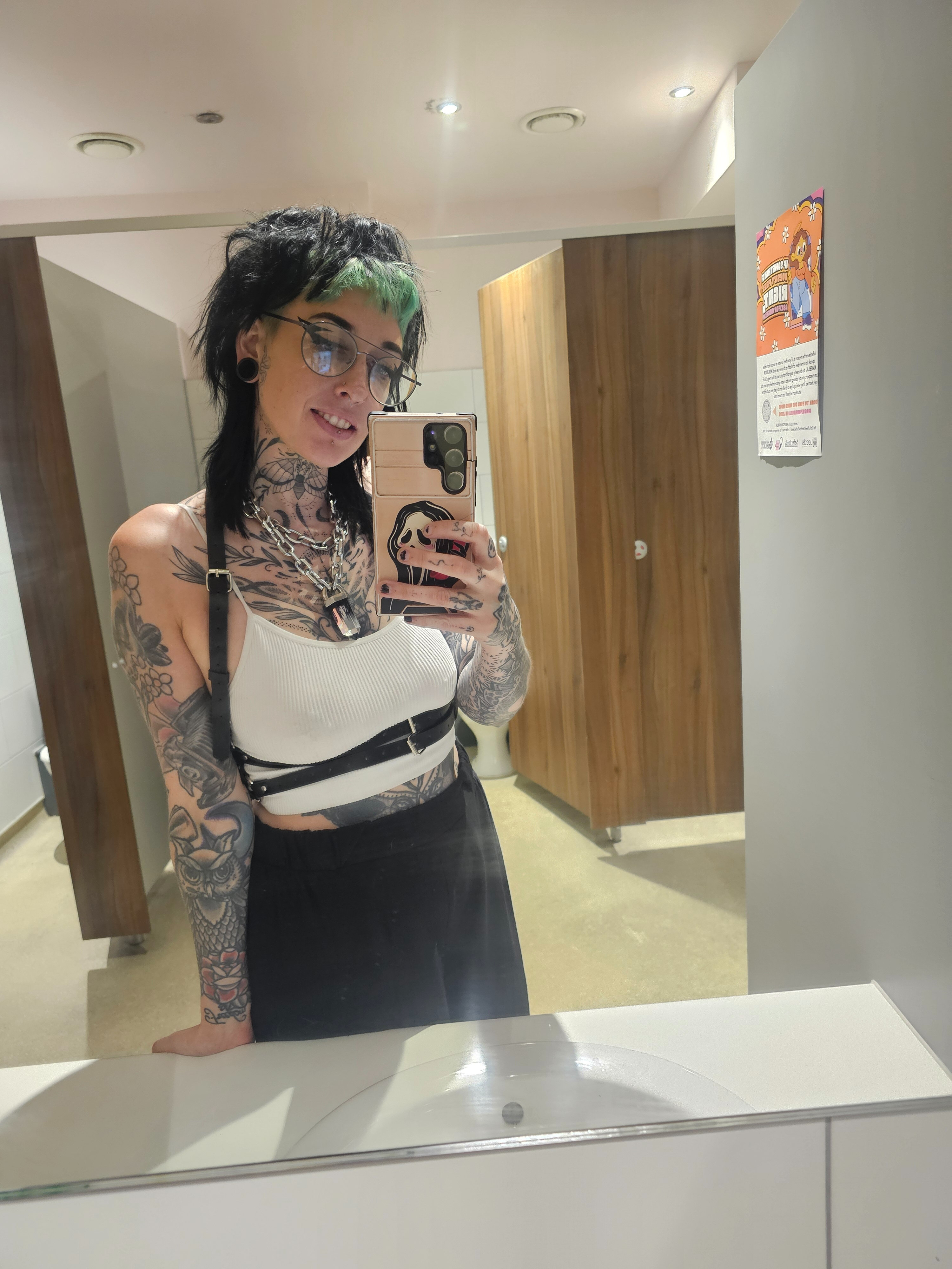 @d1rtylittlegoth91 OnlyFans