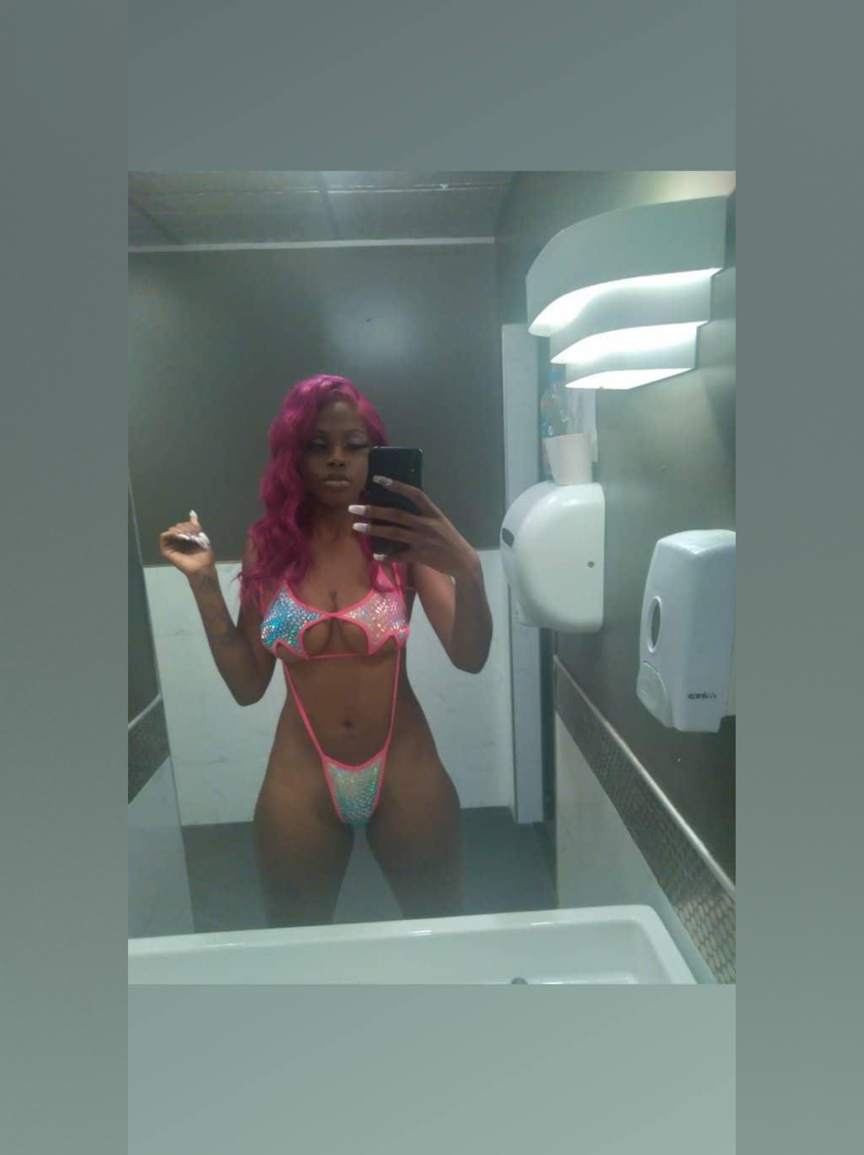 @darealbellab OnlyFans