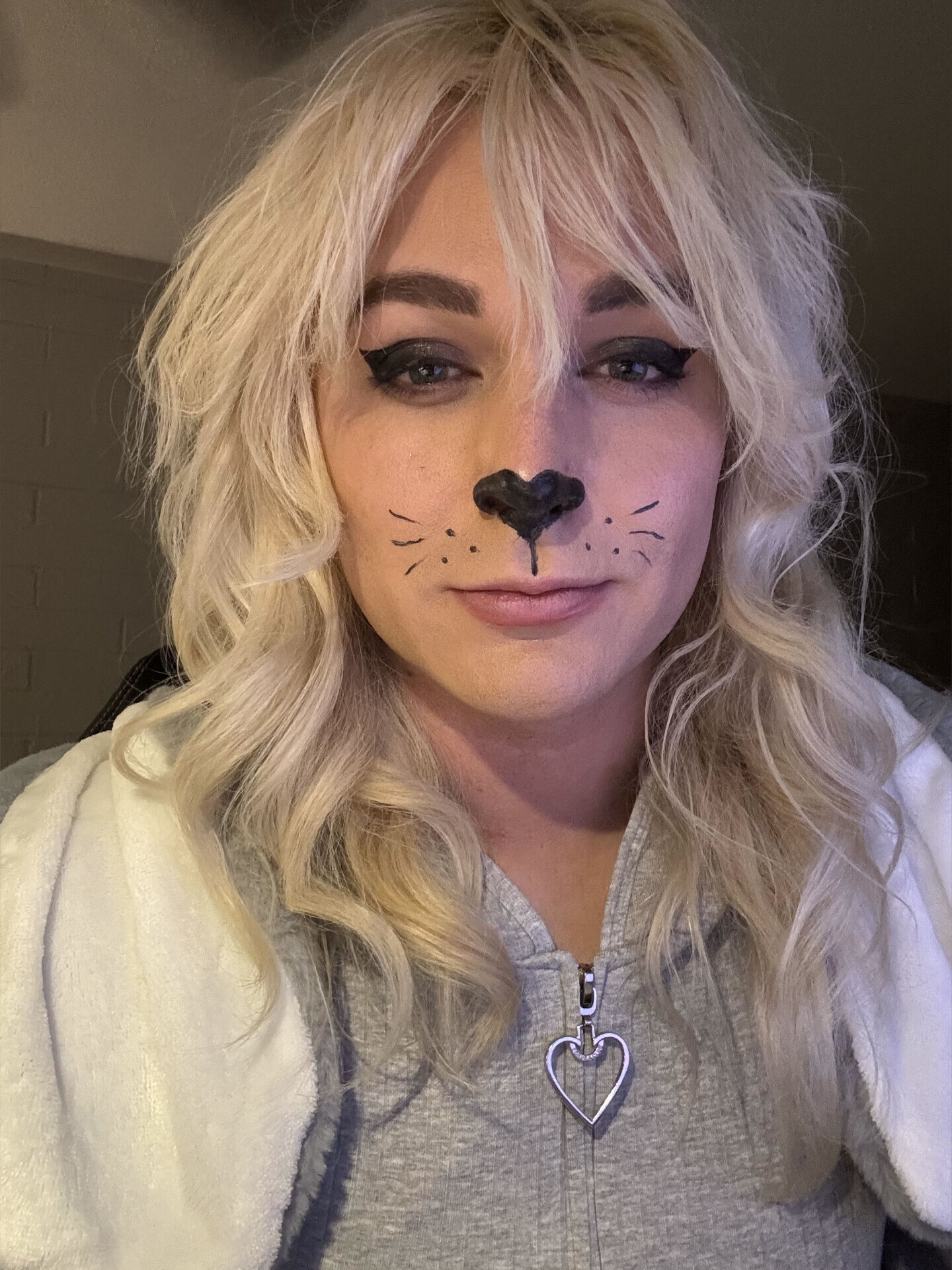 @deadlythighs OnlyFans