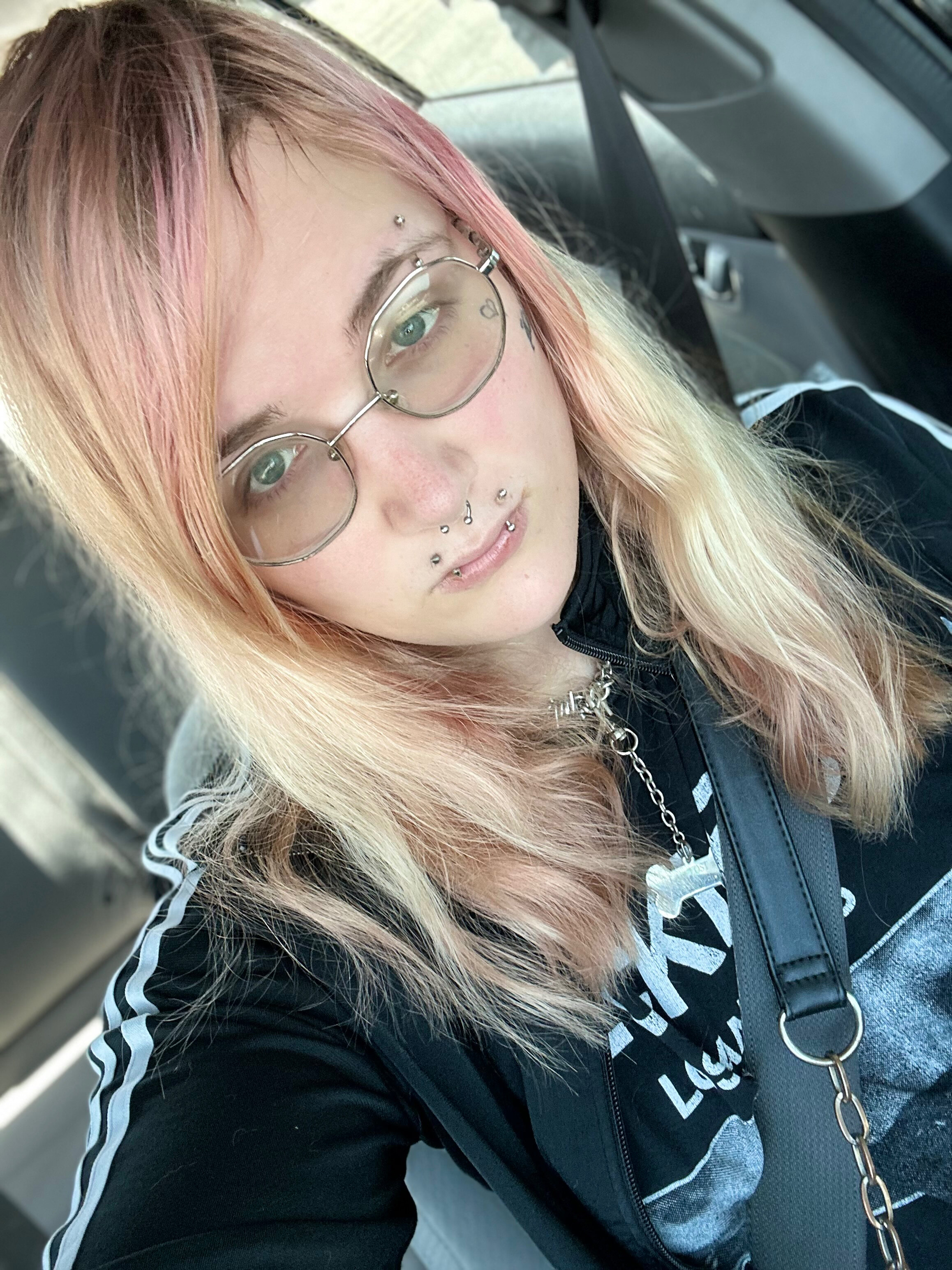 @deadpuppydxll