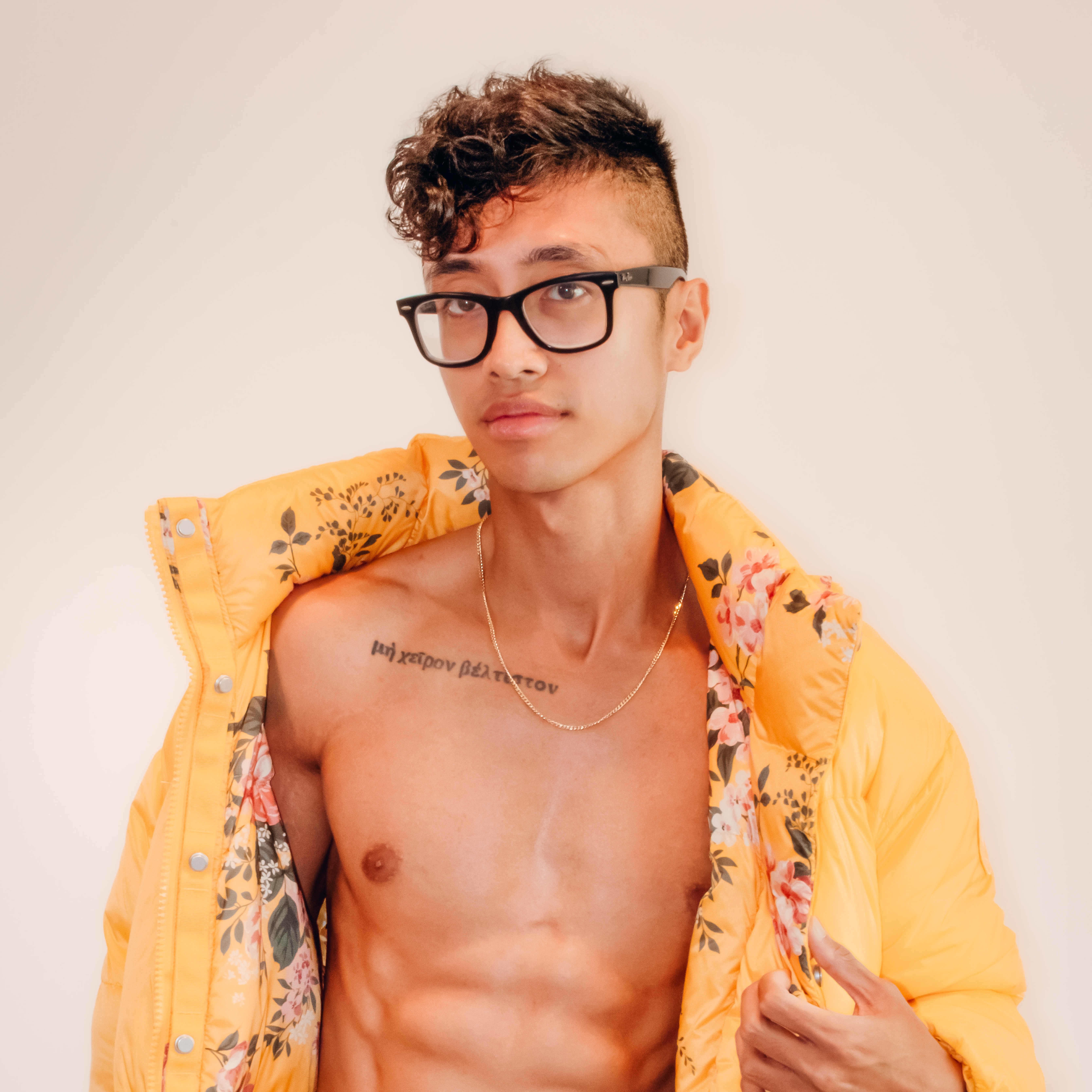 @eyesonroman OnlyFans