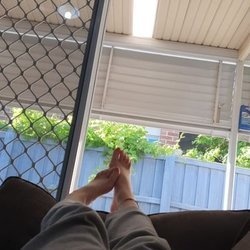 @feet_aussie