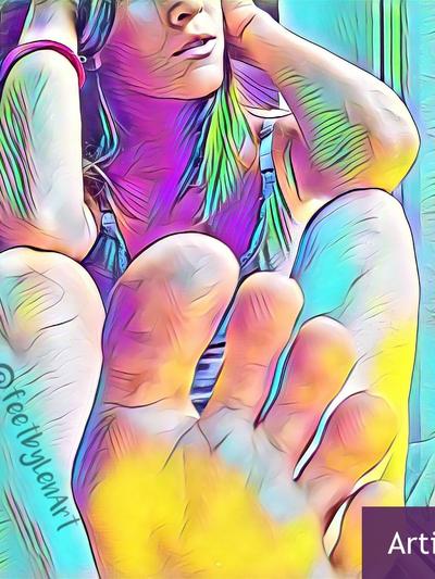 @feetbylenart1