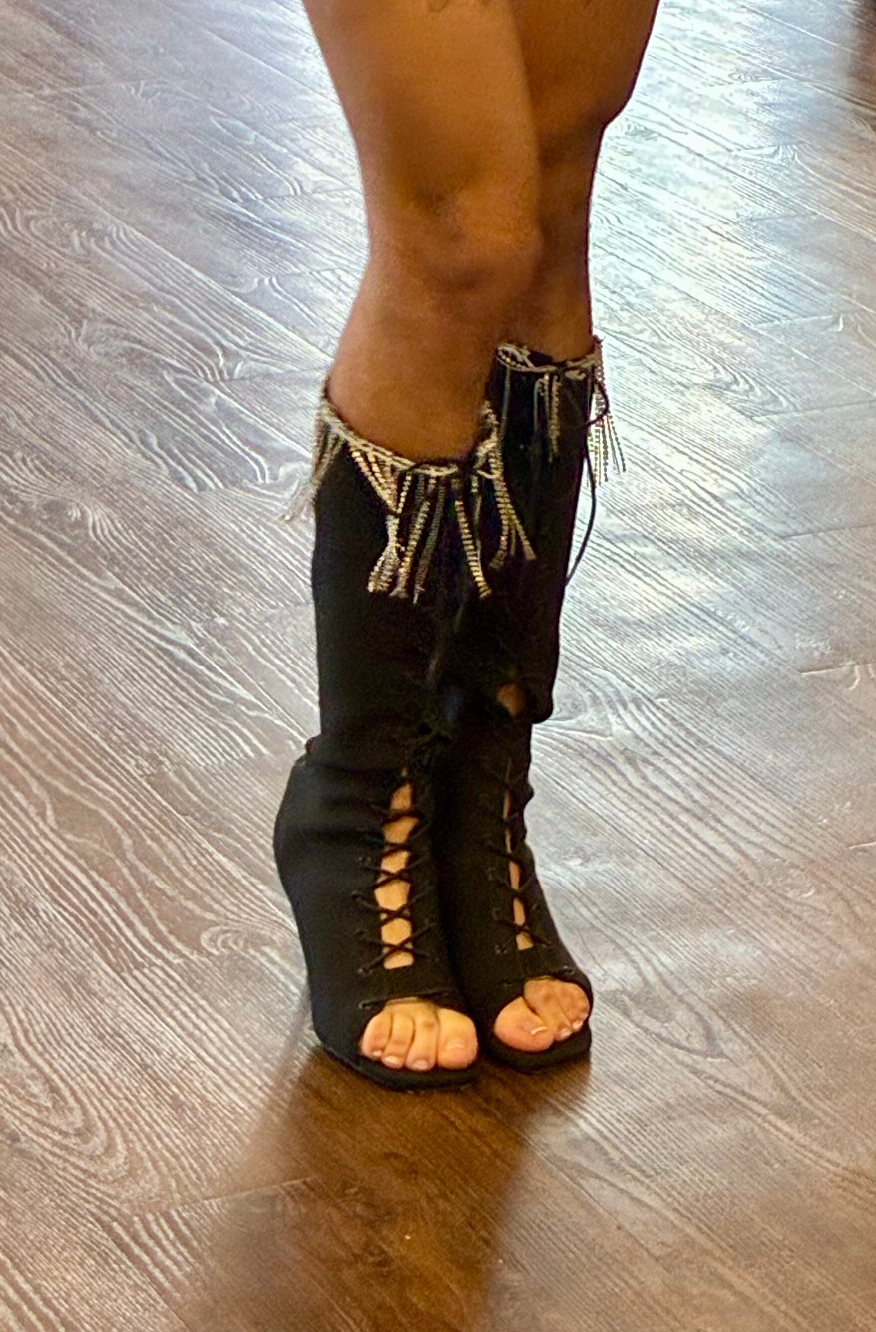 @feetofsultanaa OnlyFans