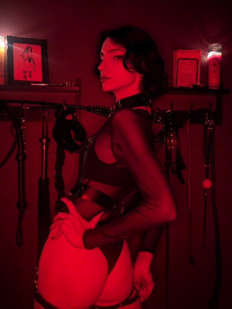 @goddessflora OnlyFans