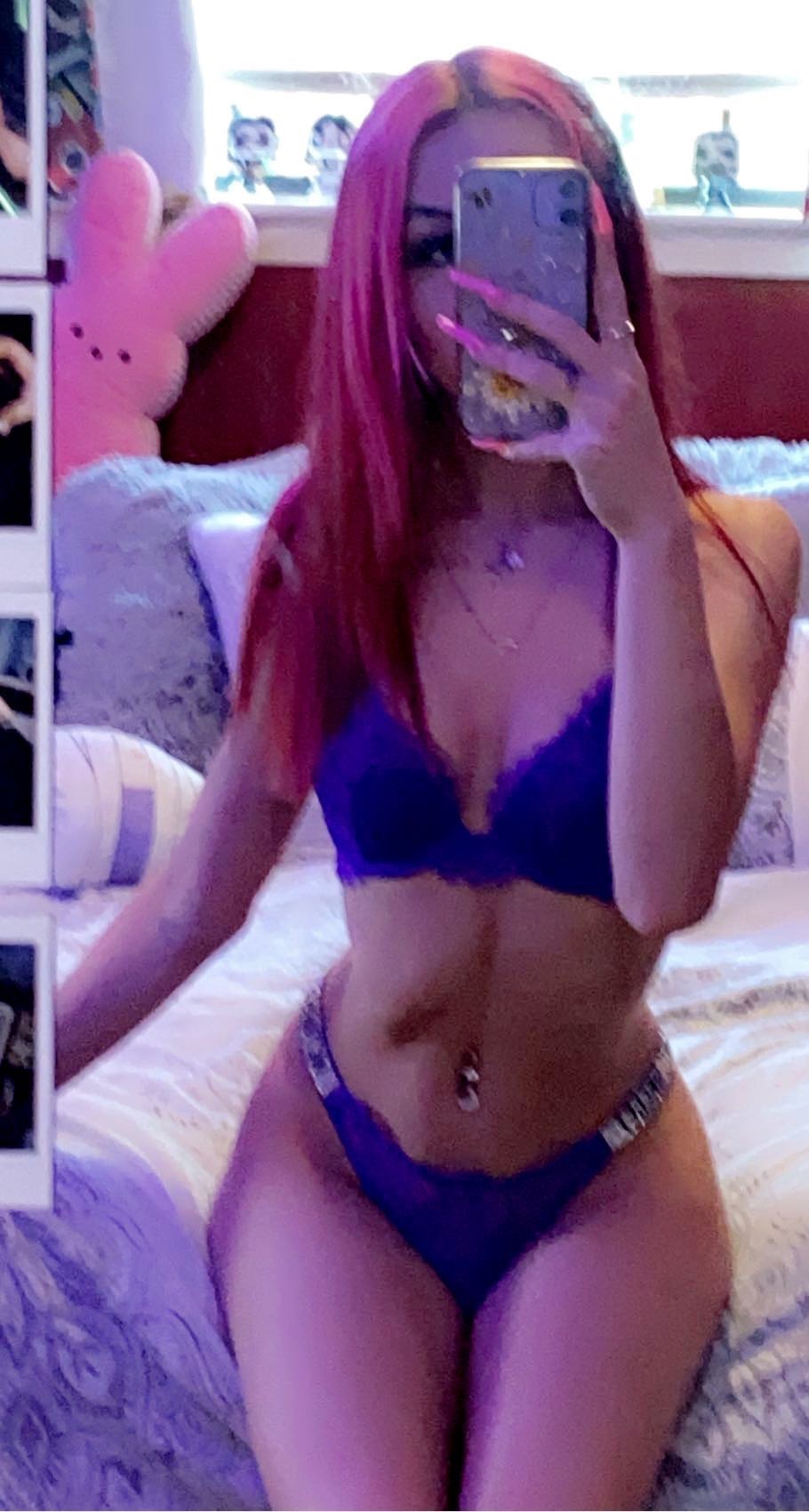 @gothbarb1e OnlyFans