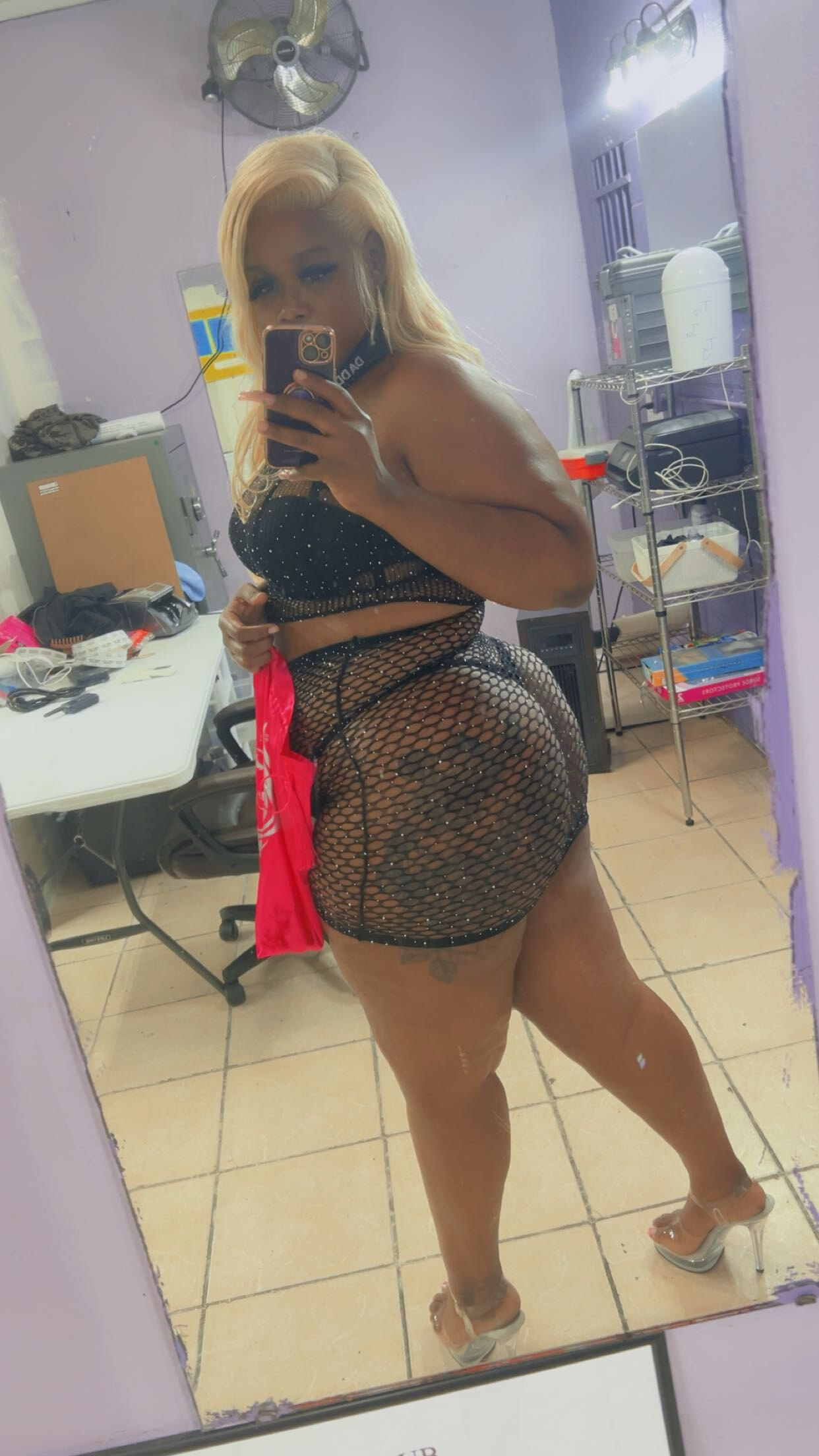 @juicyazzparadise