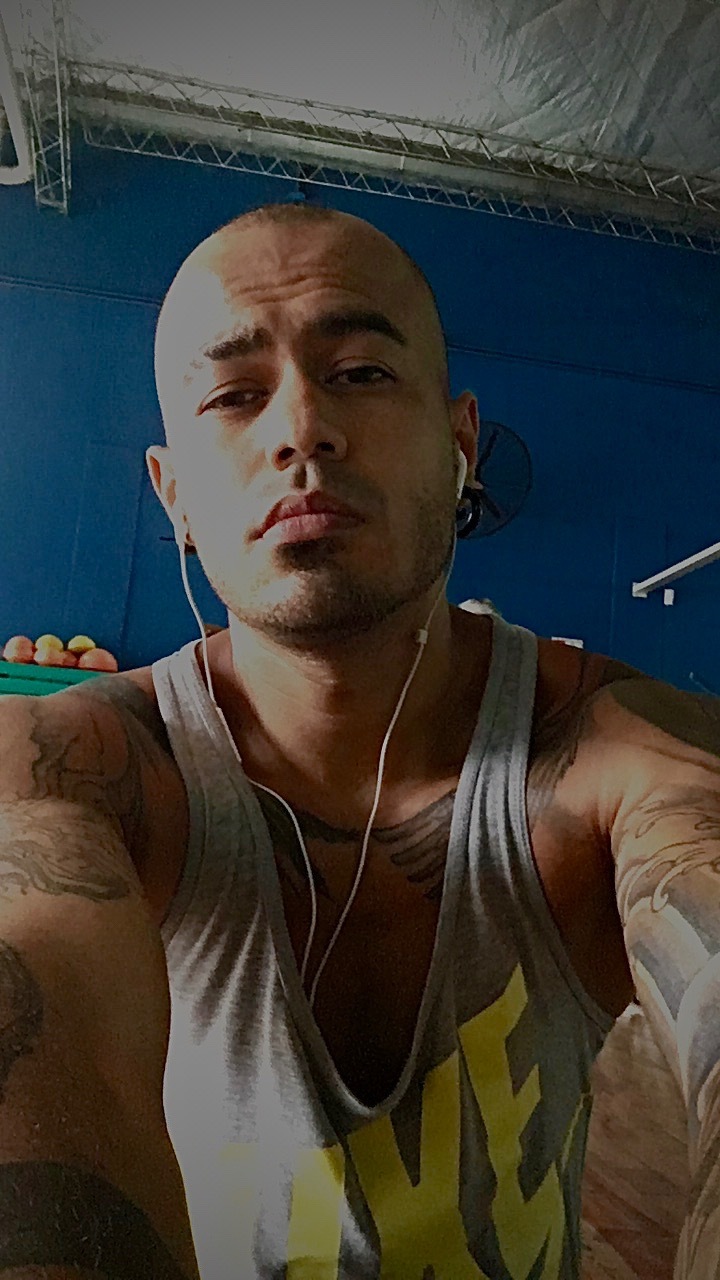 @latincharly OnlyFans