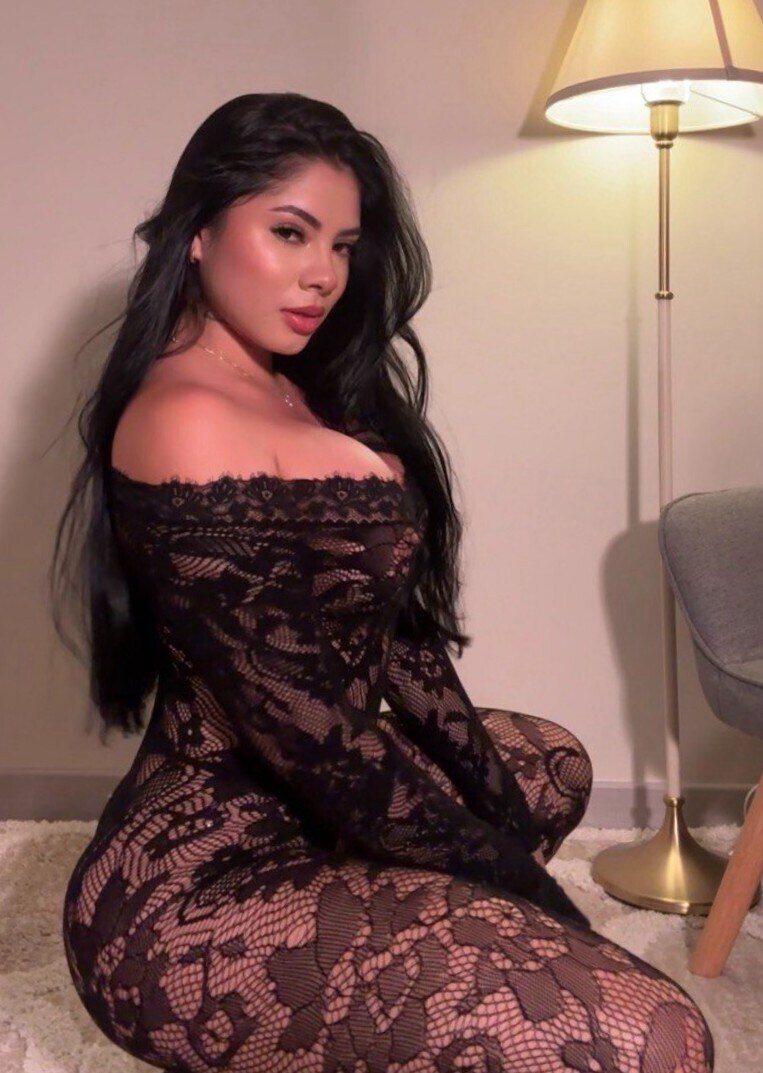 @laylaskyxxx OnlyFans