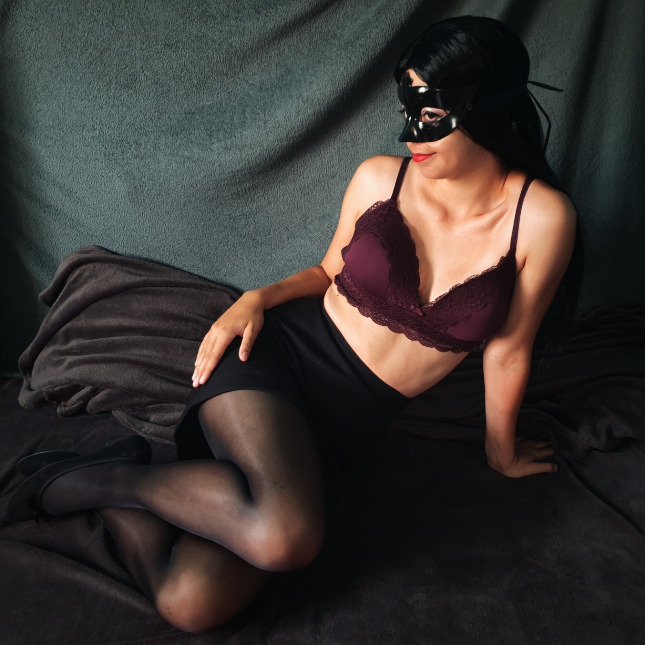 @lilynude18 OnlyFans