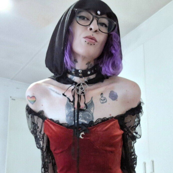 @lilypierce OnlyFans