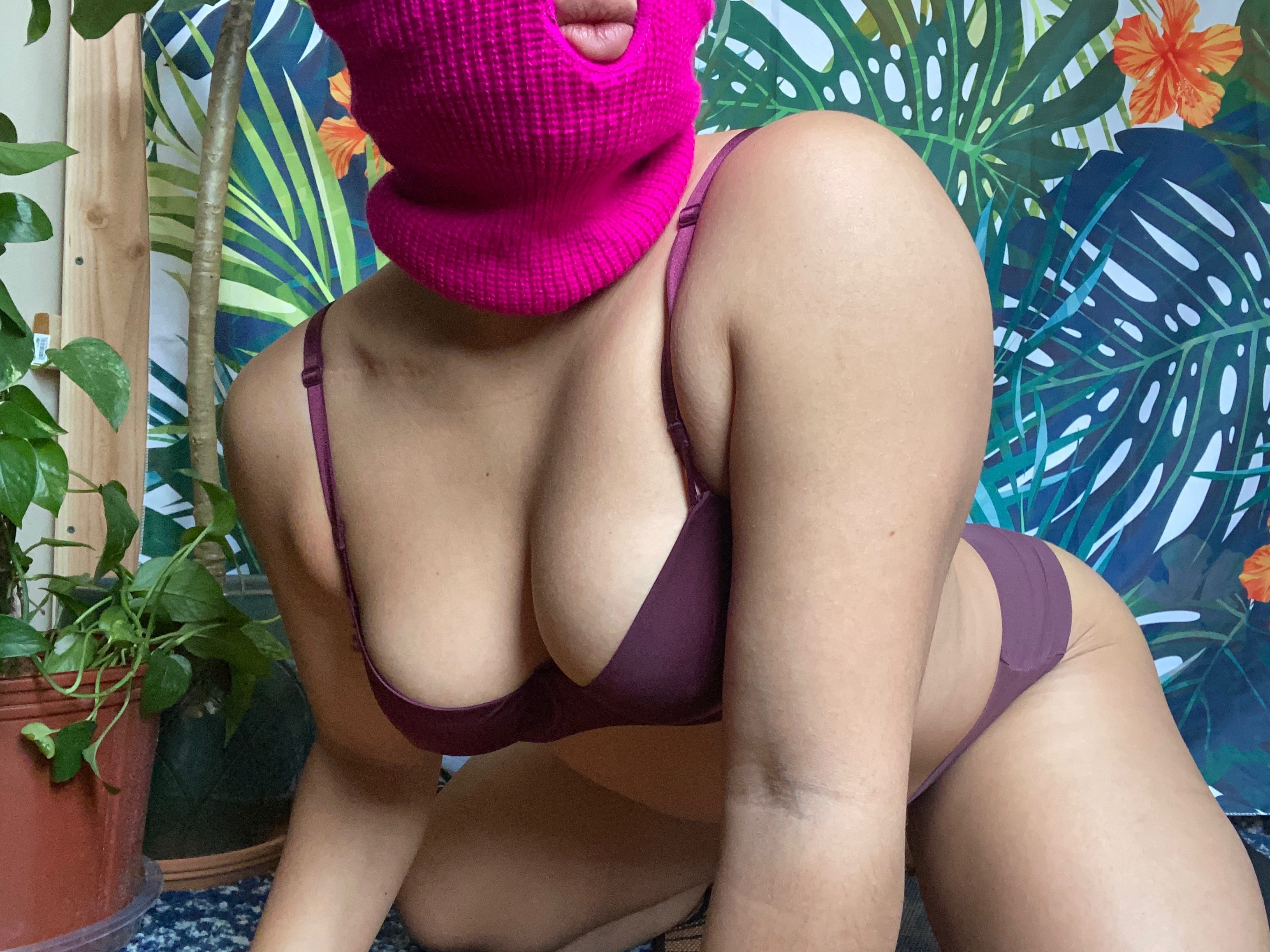 @lolaaluxurious OnlyFans