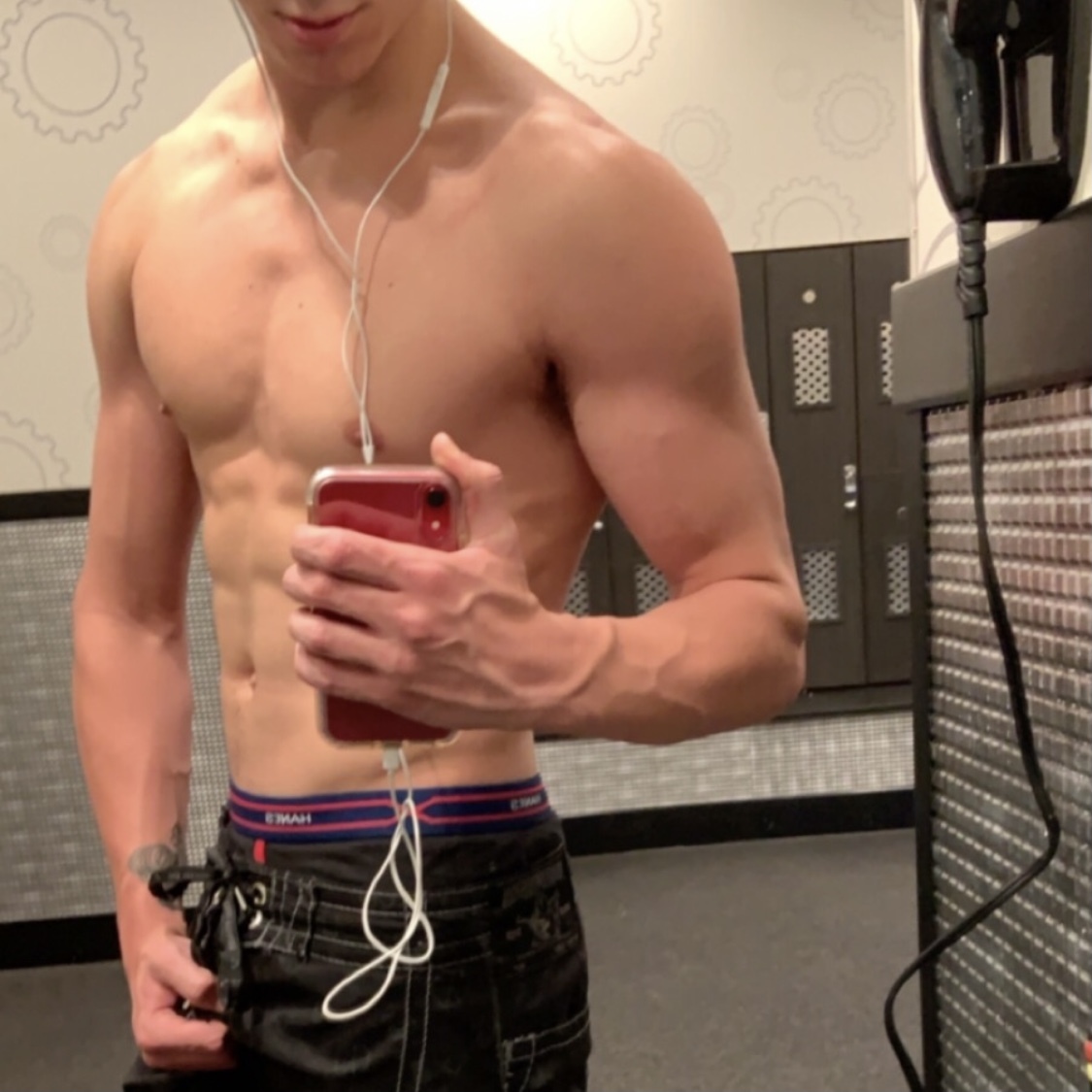 @mickhung