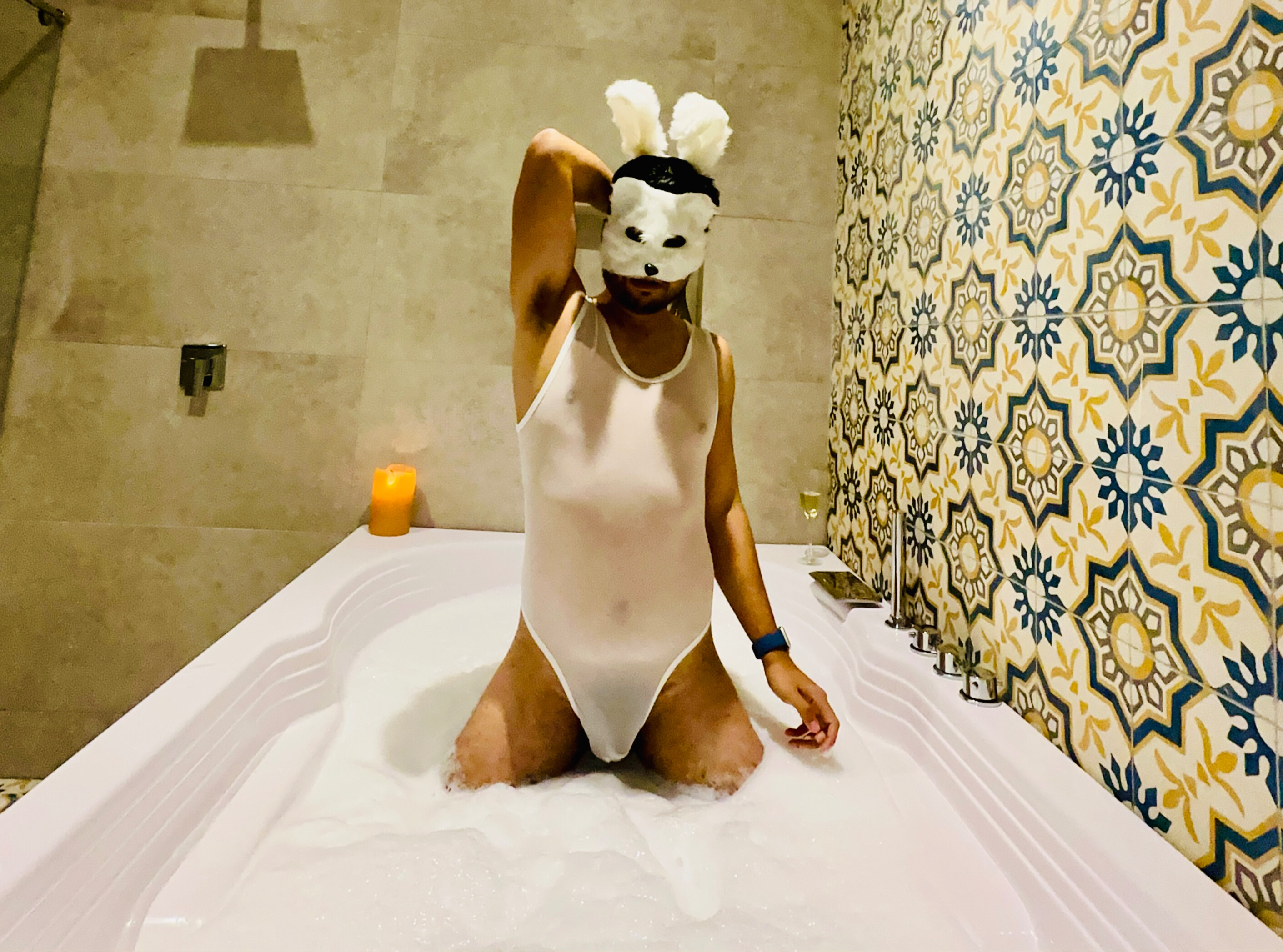 @mininude