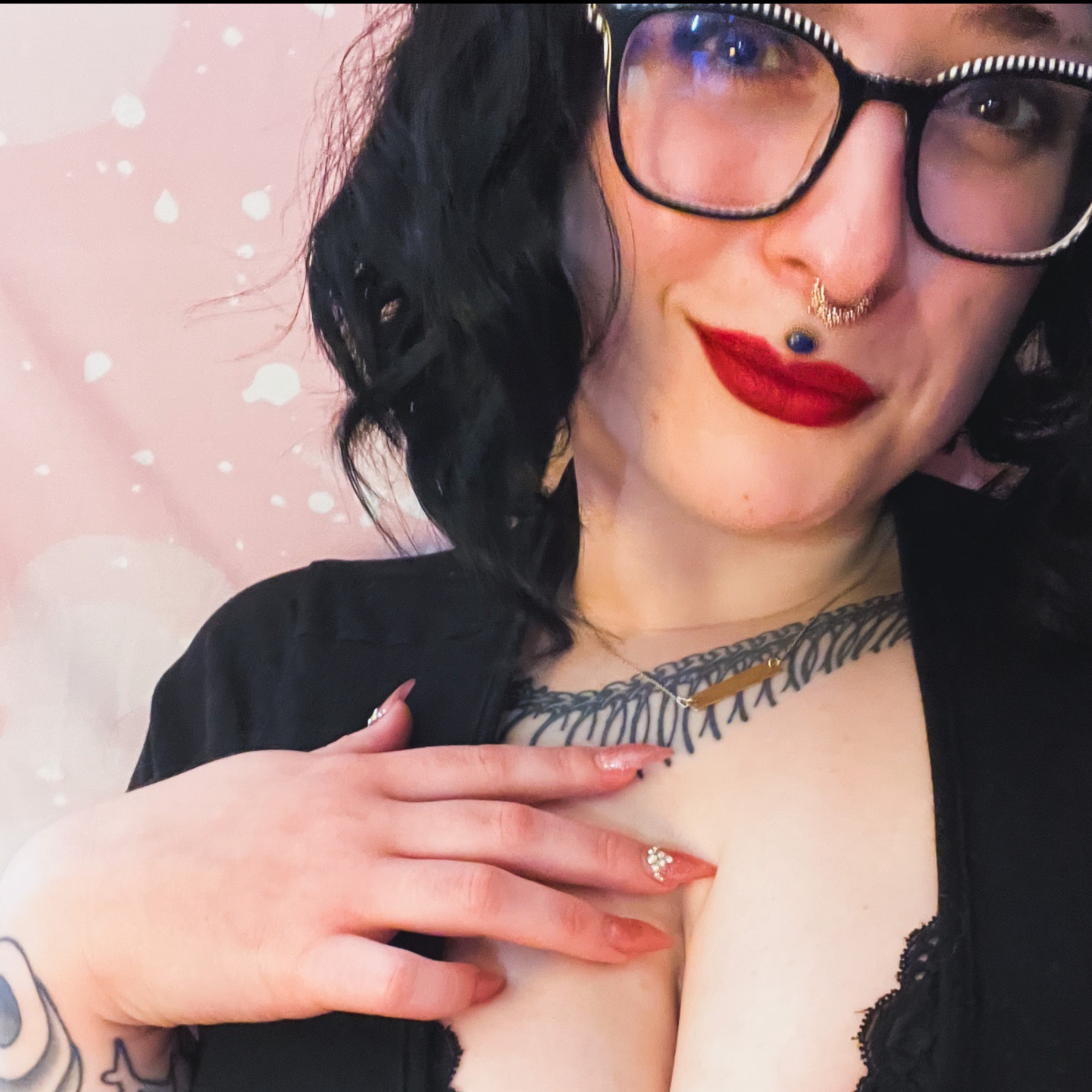 @mommyglutton OnlyFans