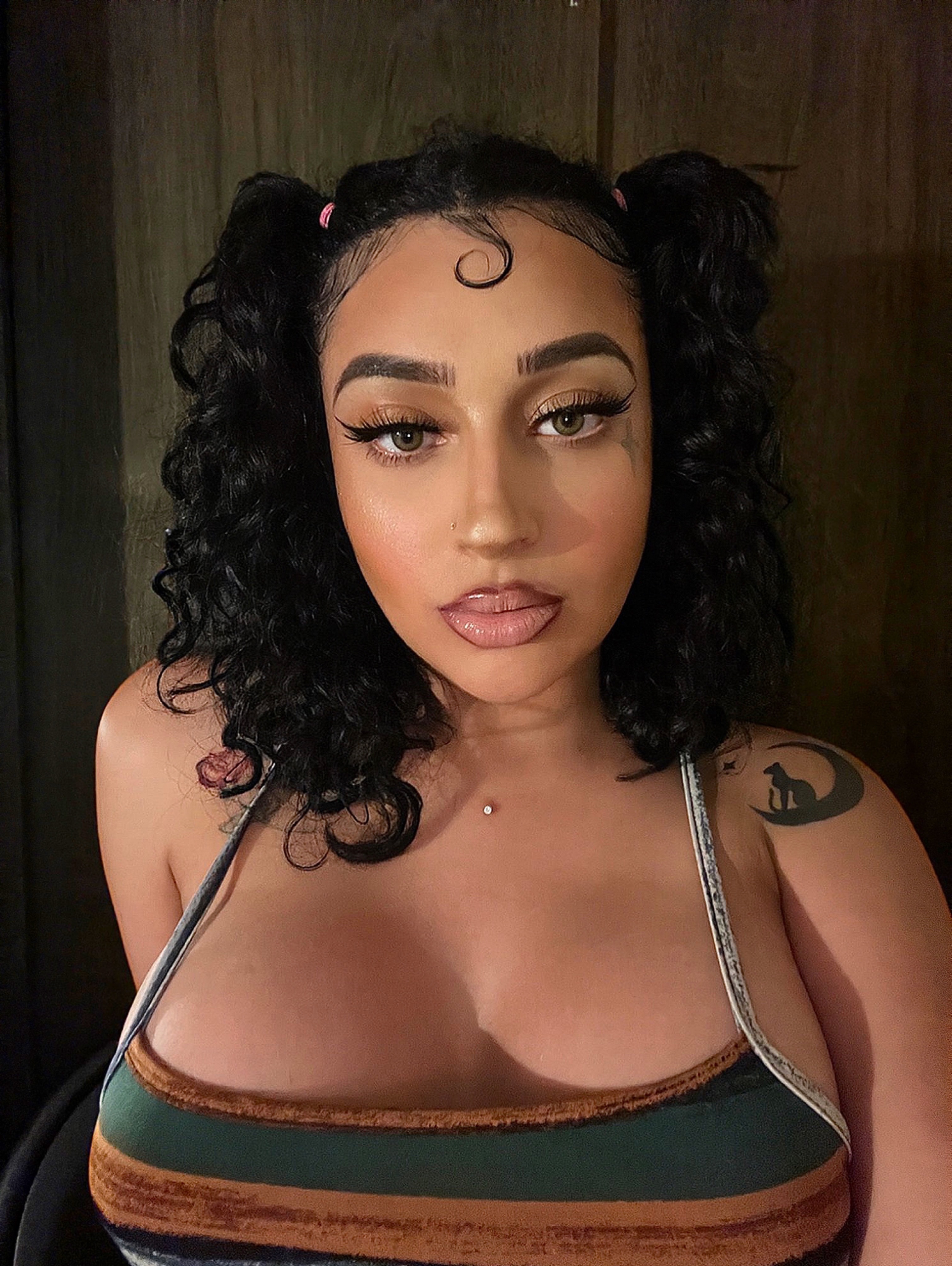 @moniicadiiamonds OnlyFans