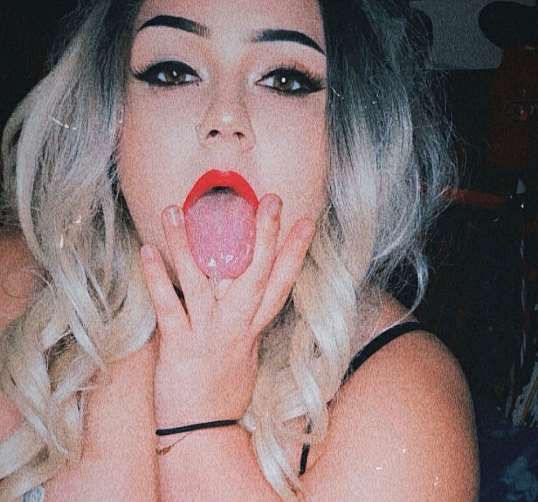 @mysticalhoney420 OnlyFans