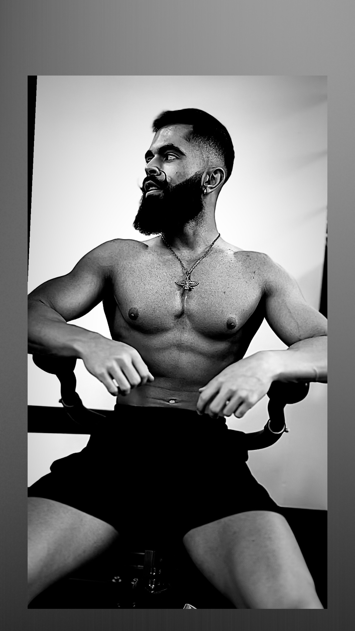 @naughtybeardedpersian OnlyFans
