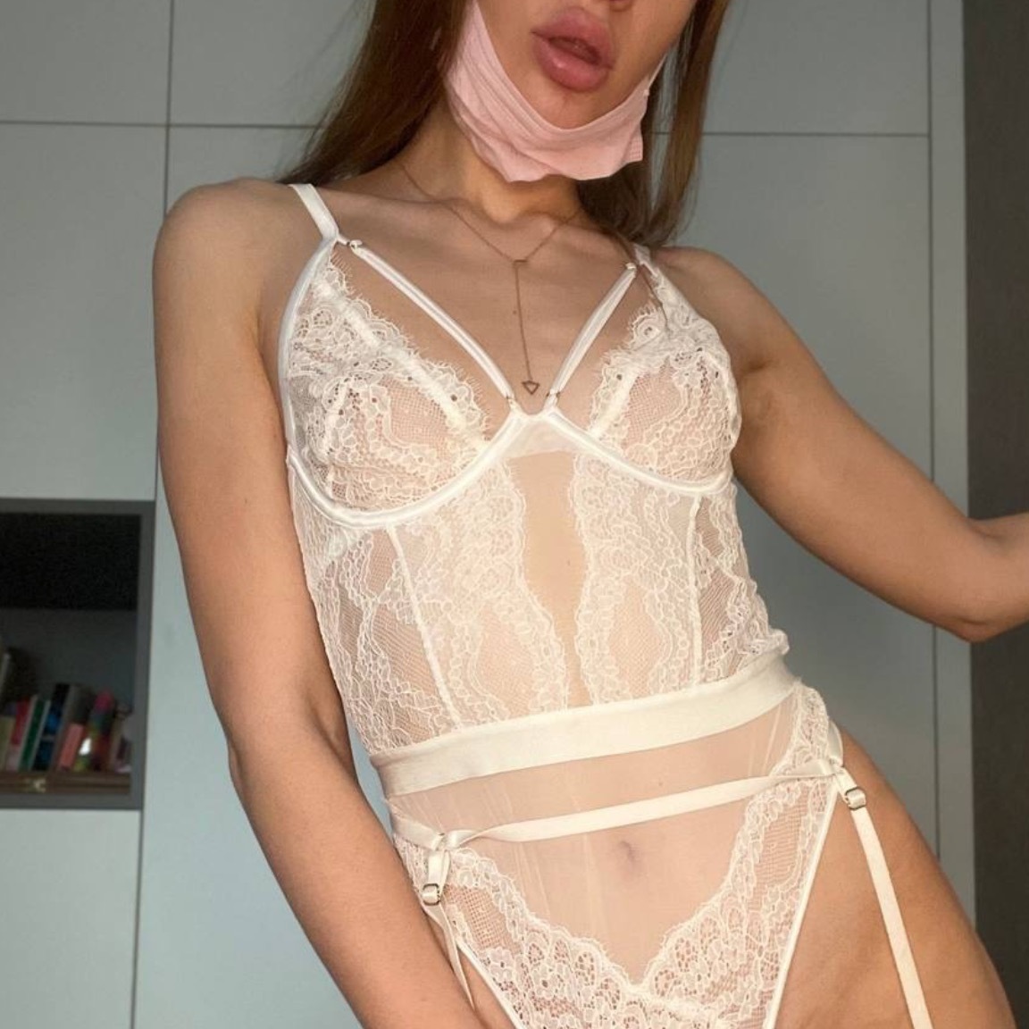 @nudedoc