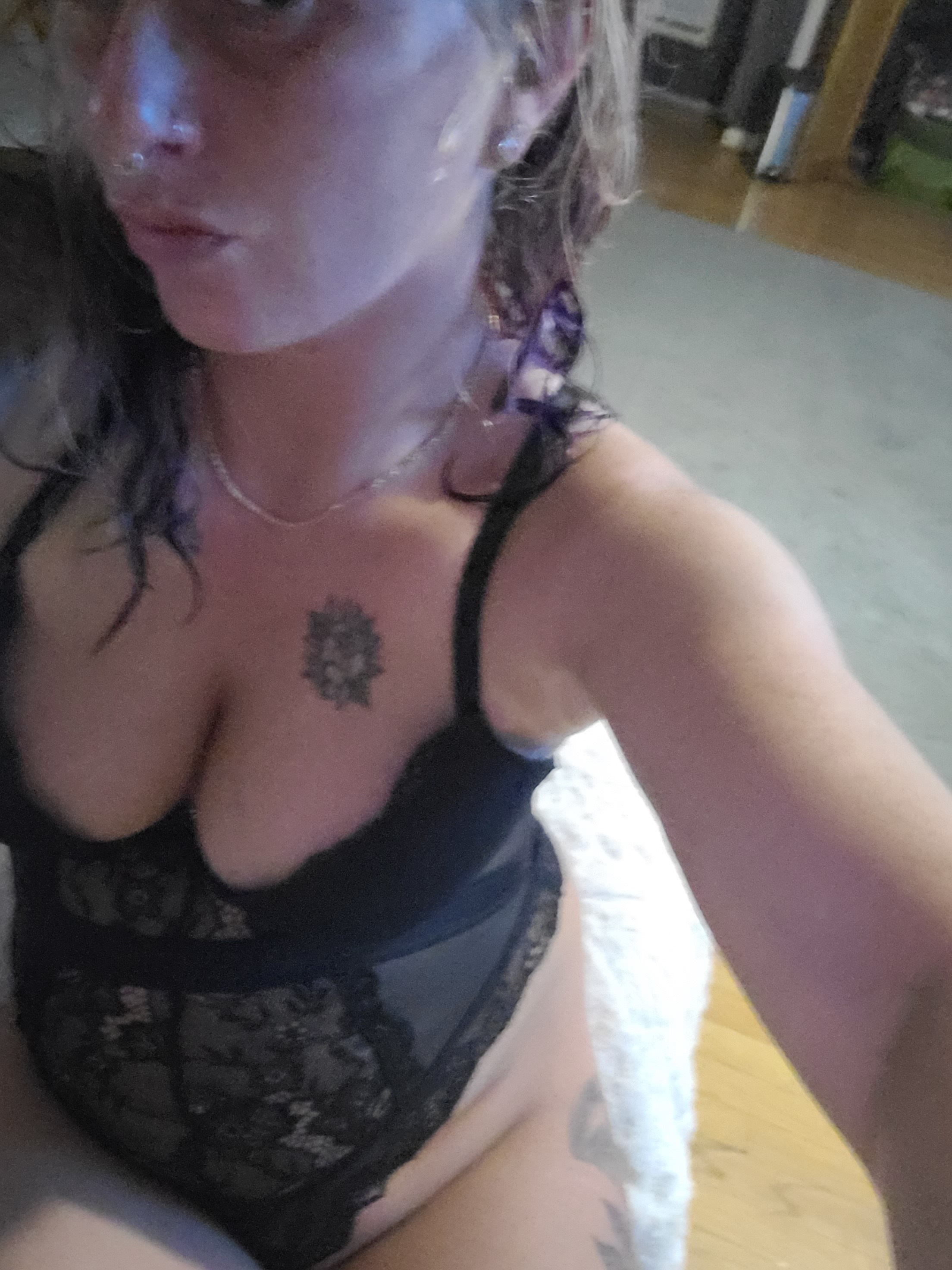 @piercedgoddess12 OnlyFans