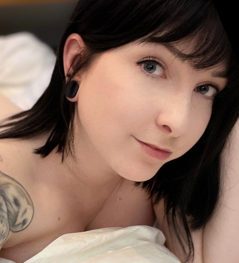 @porcelain_pet OnlyFans