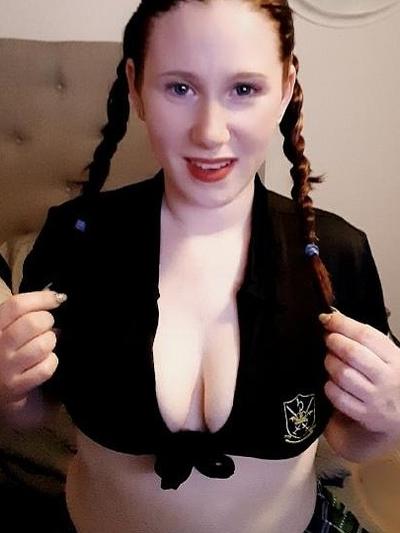 @redhead_milf