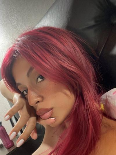 @redheadvioleta