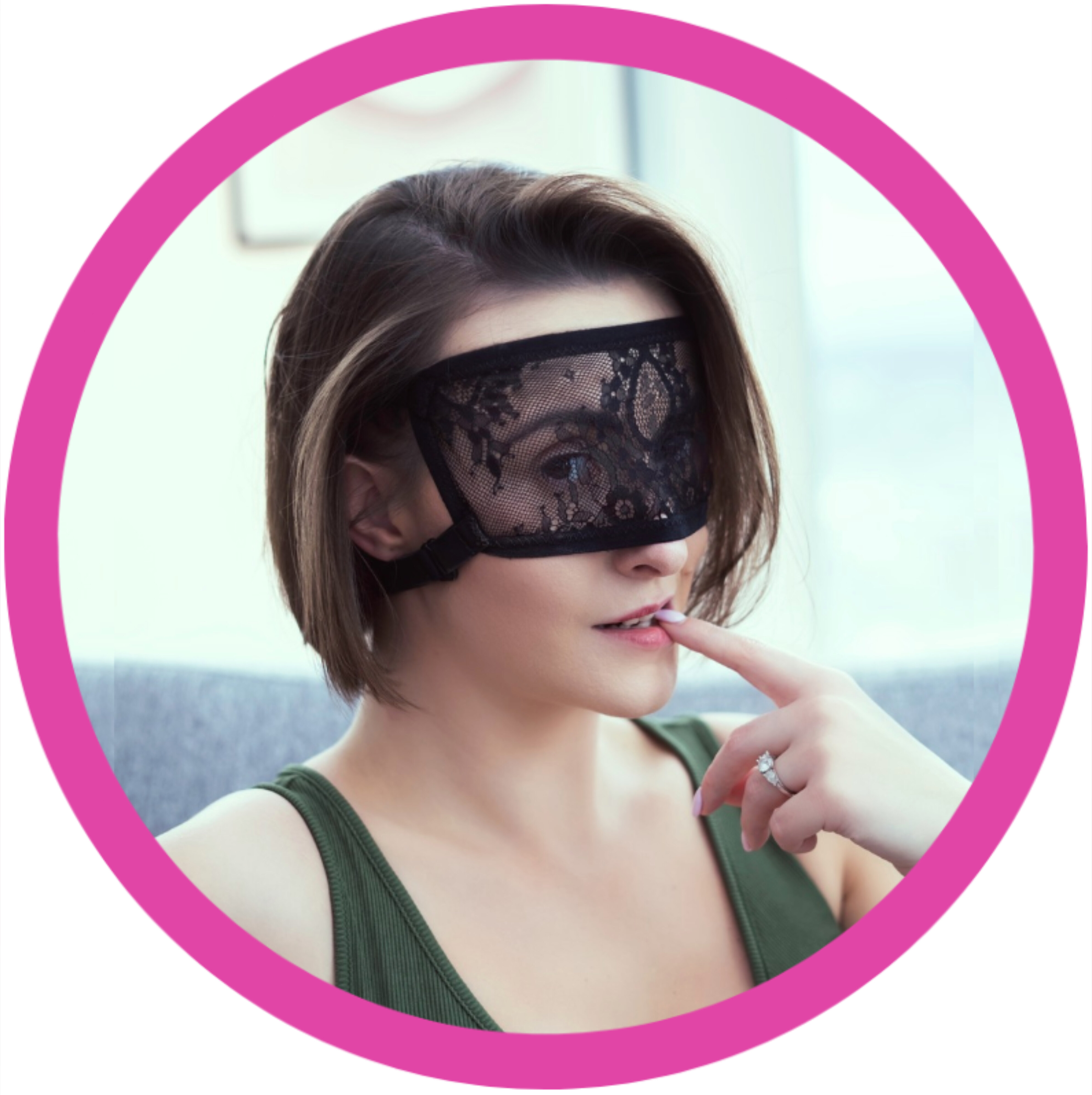 @rosalindxxx OnlyFans