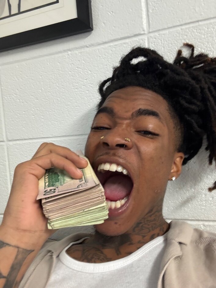 @slimeyyyy28 OnlyFans