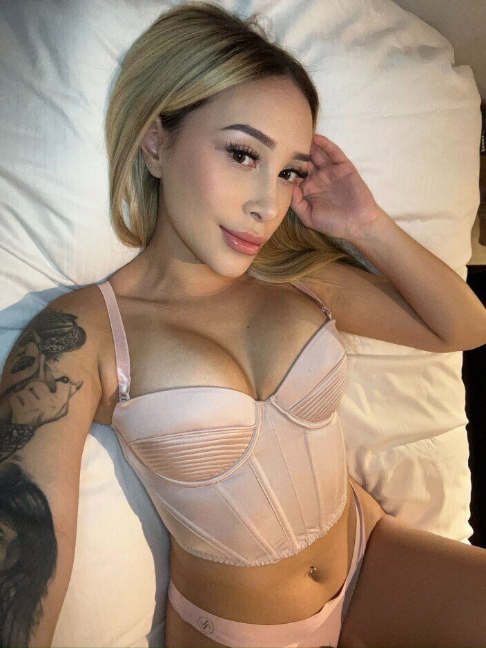 @sofiblondie222