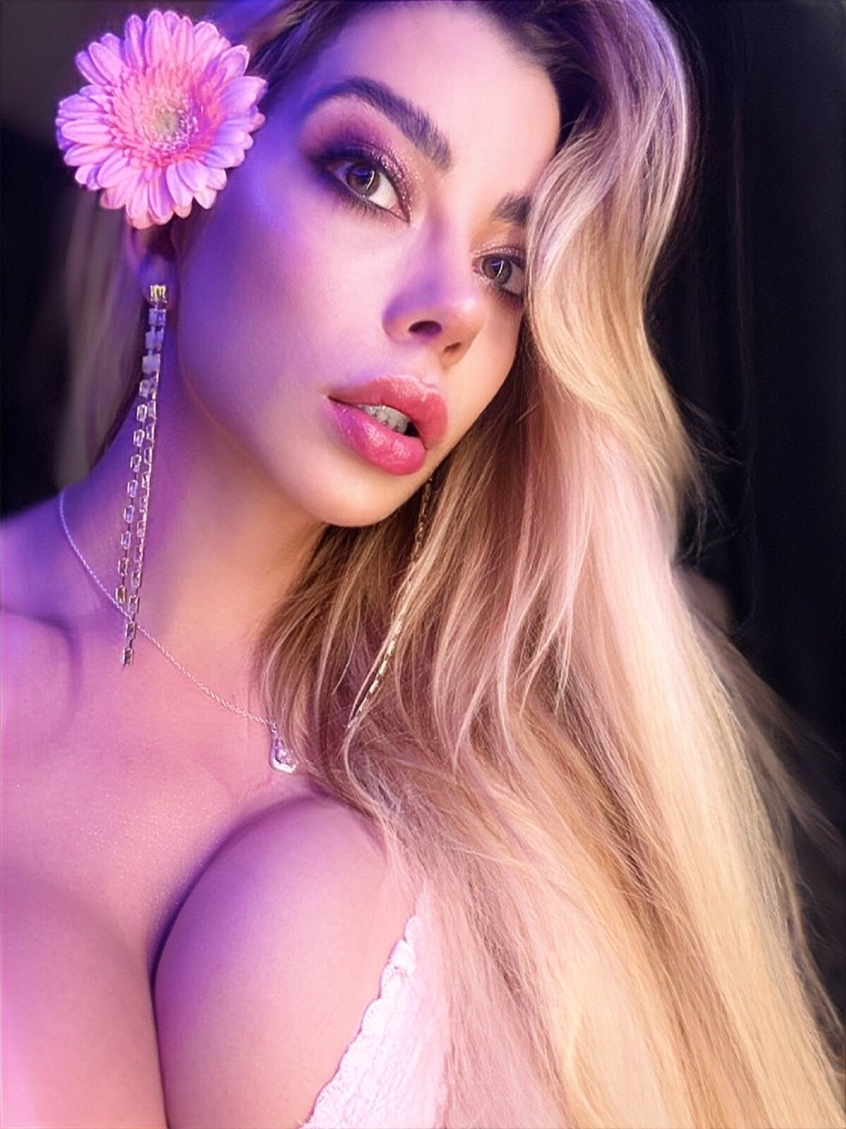 @susykarezolly