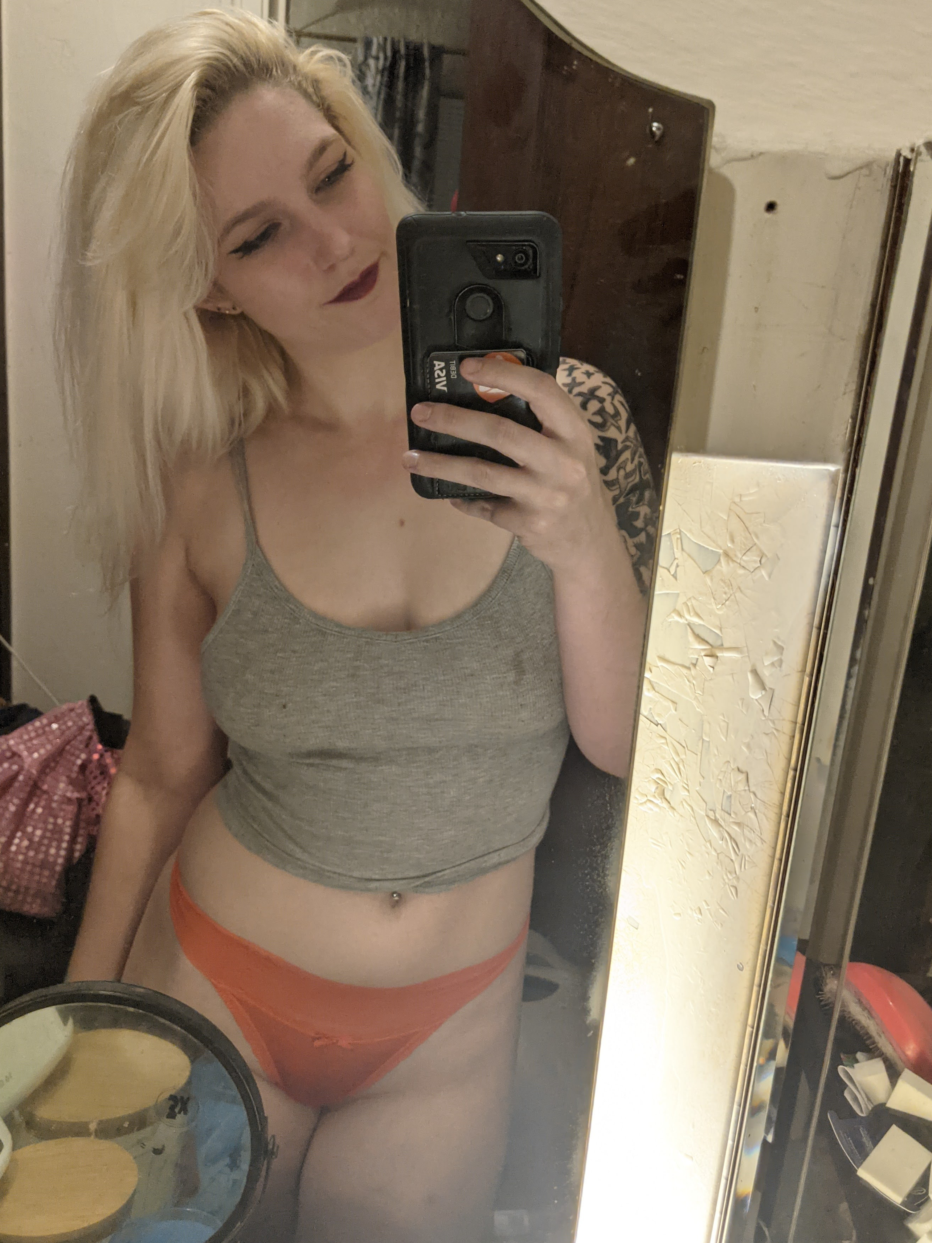@tarallelthiel OnlyFans