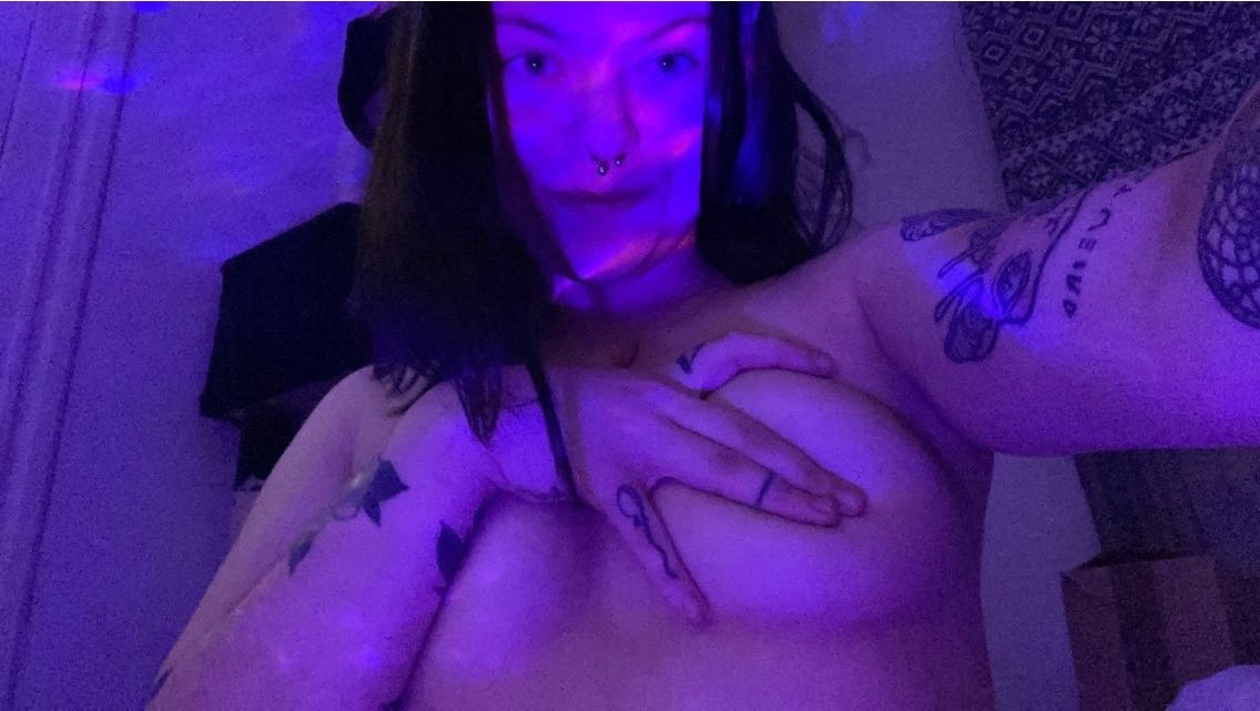 @tattooedbiatch OnlyFans