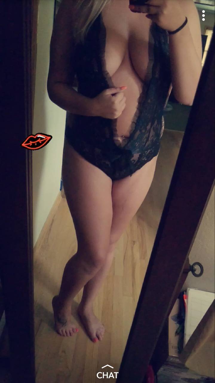 @thickthighsx3 OnlyFans