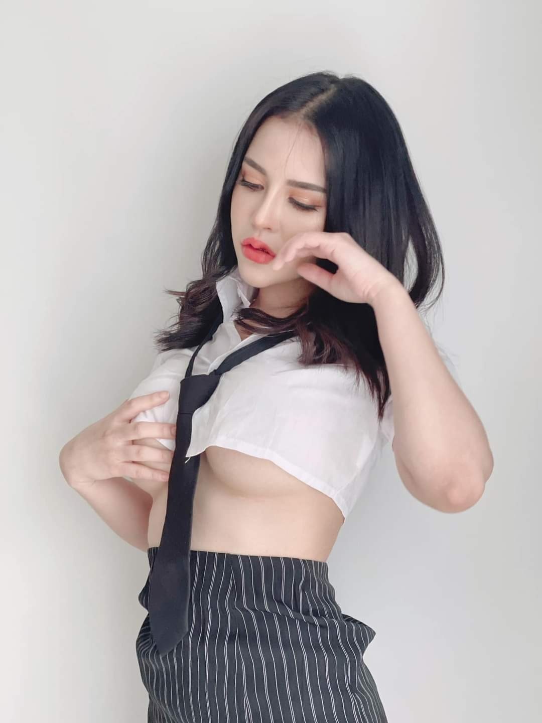 @u227560107