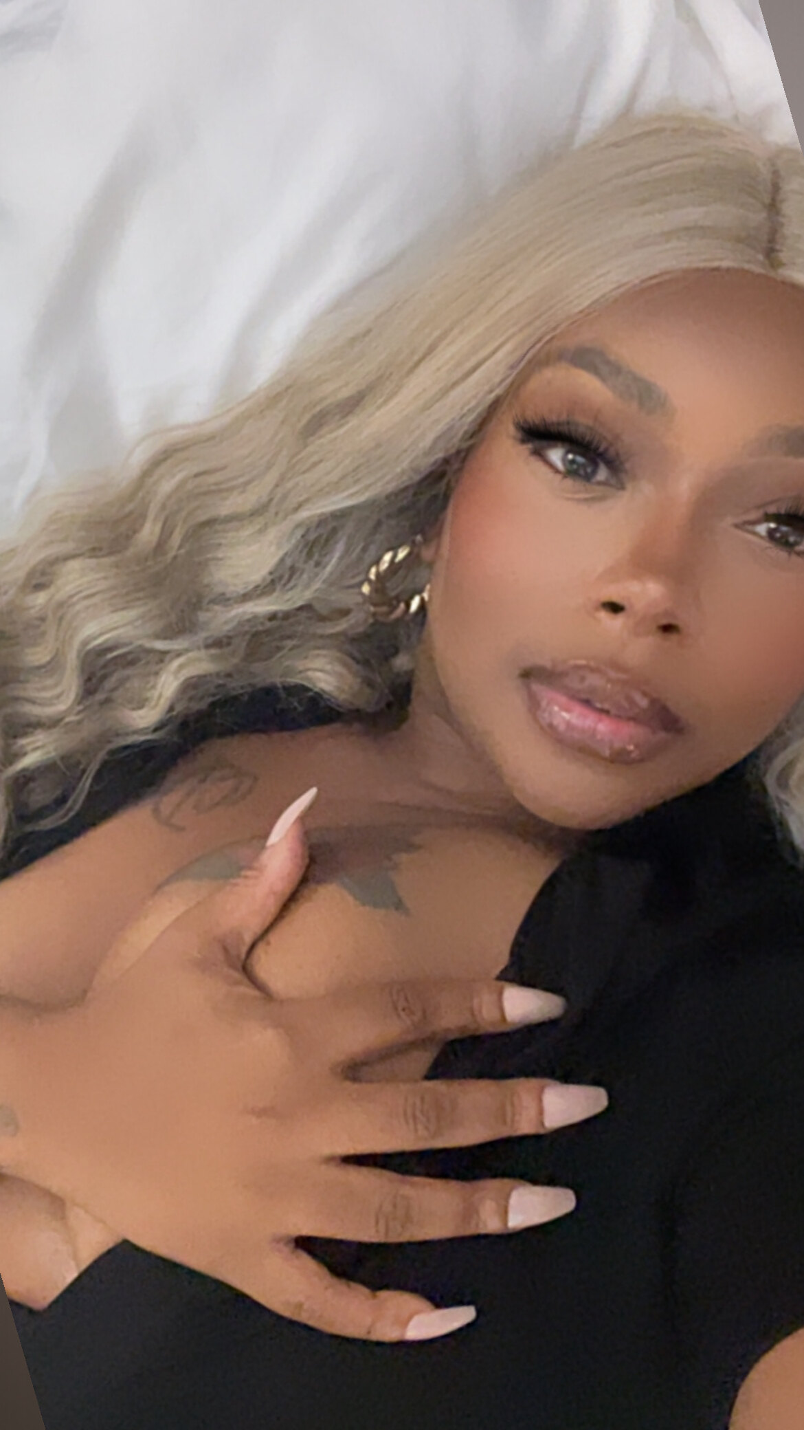@valentinesdreams OnlyFans