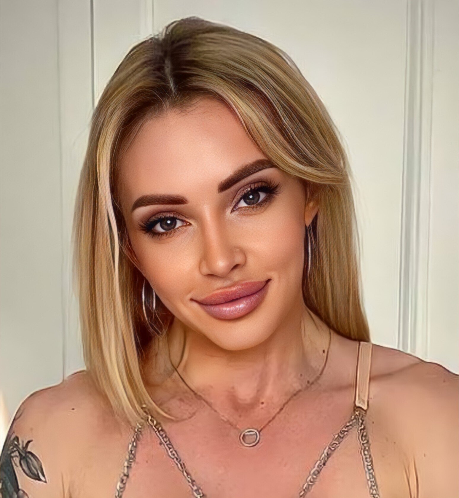 @victoriabadblonde